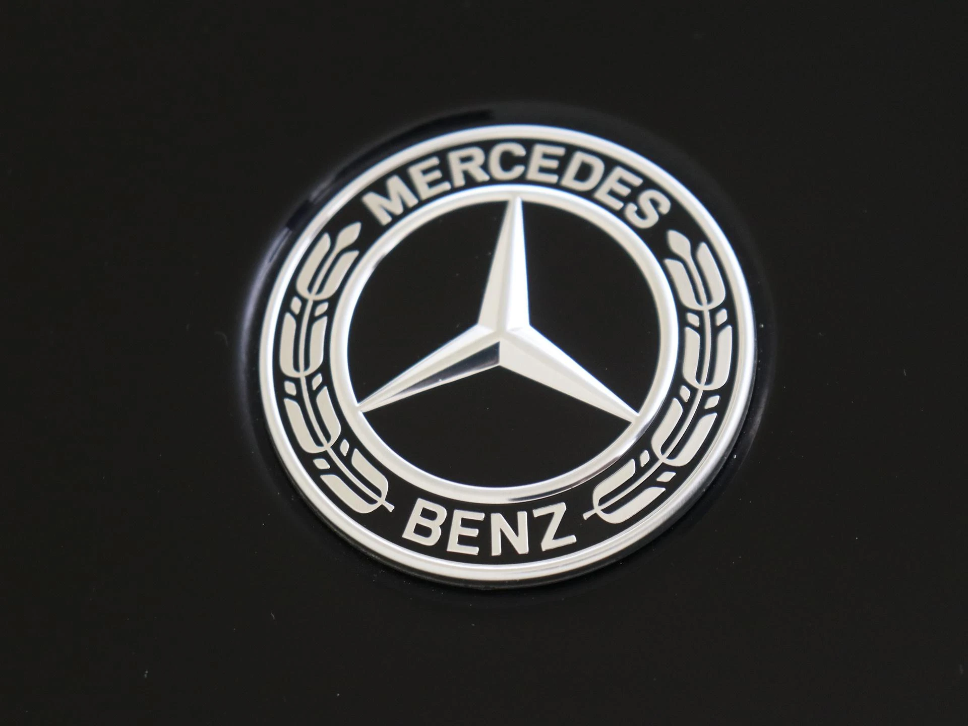 Mercedes-Benz-GLA-image-27