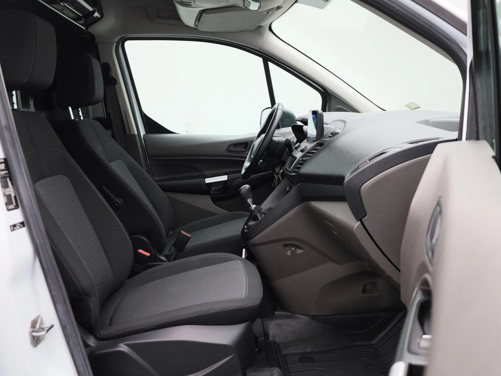 Ford-Transit Connect-image-11