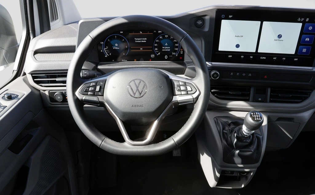 Volkswagen-Transporter-image-7