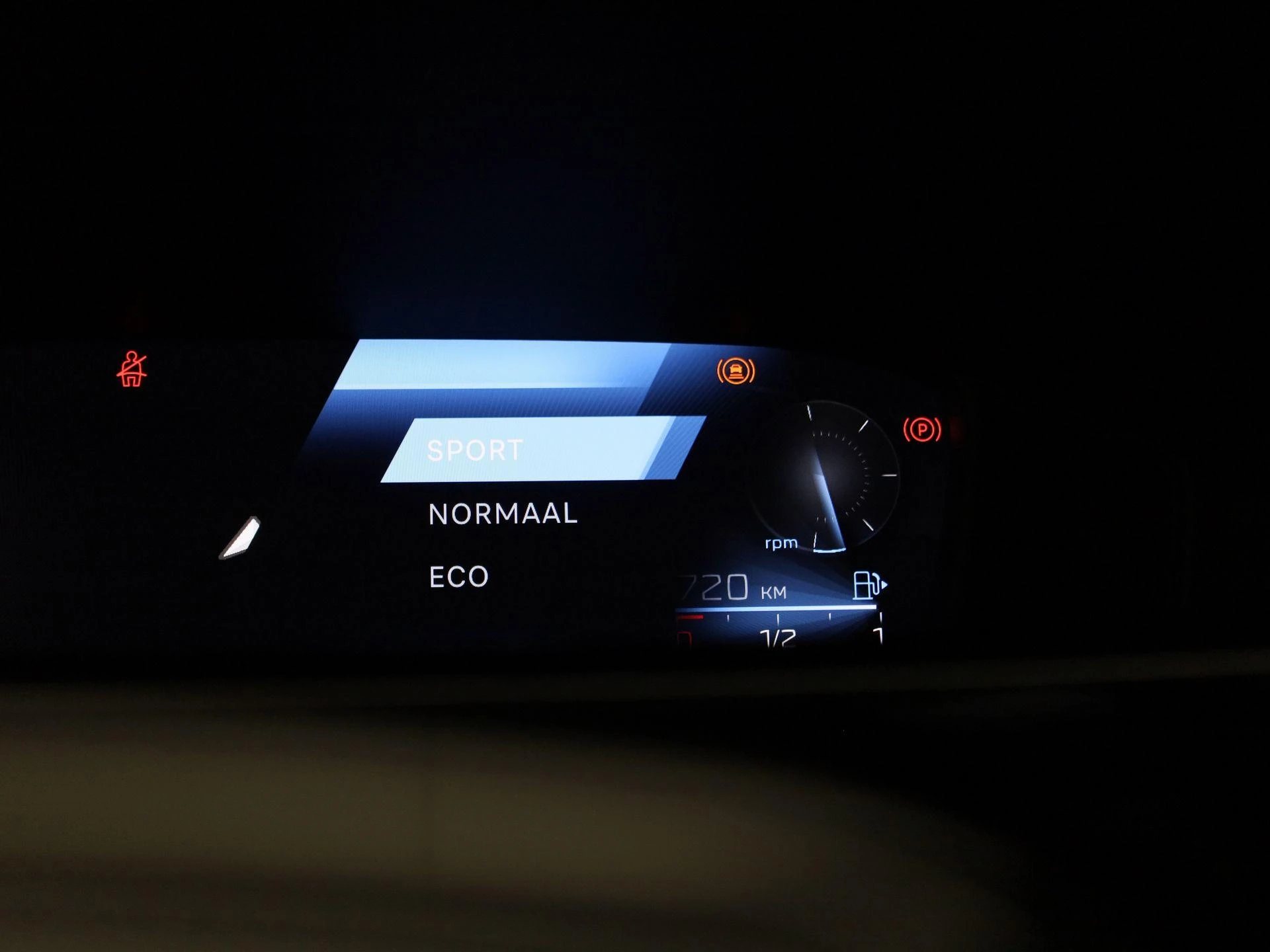 Peugeot-308-image-23