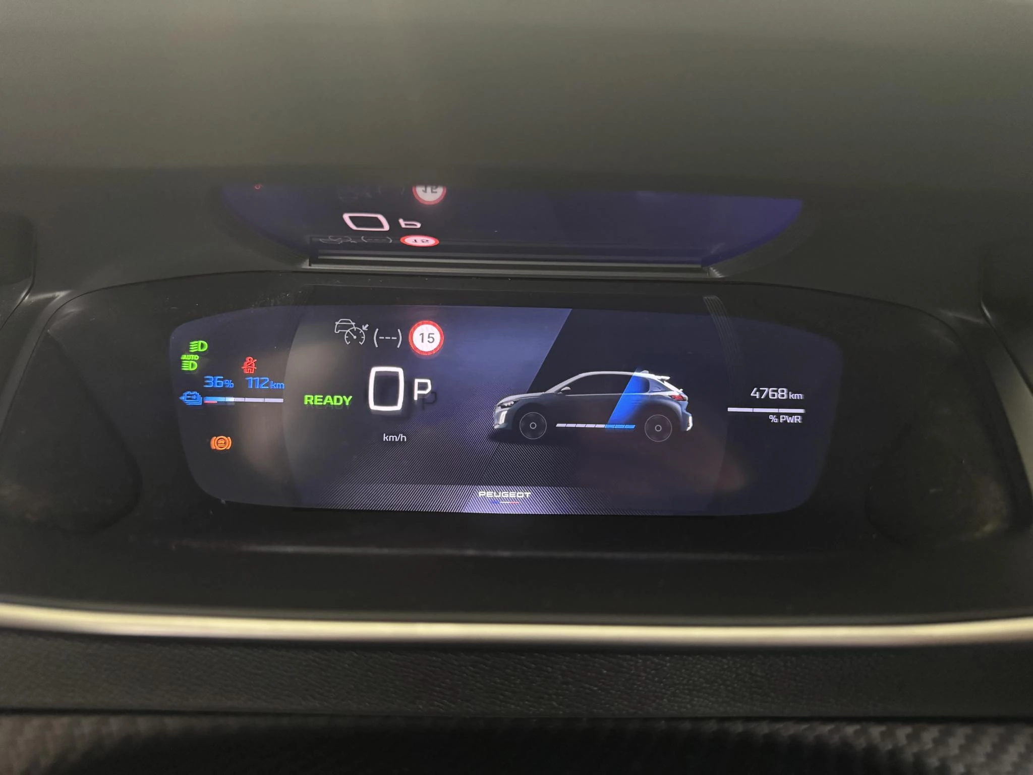 Peugeot-e-208-image-15