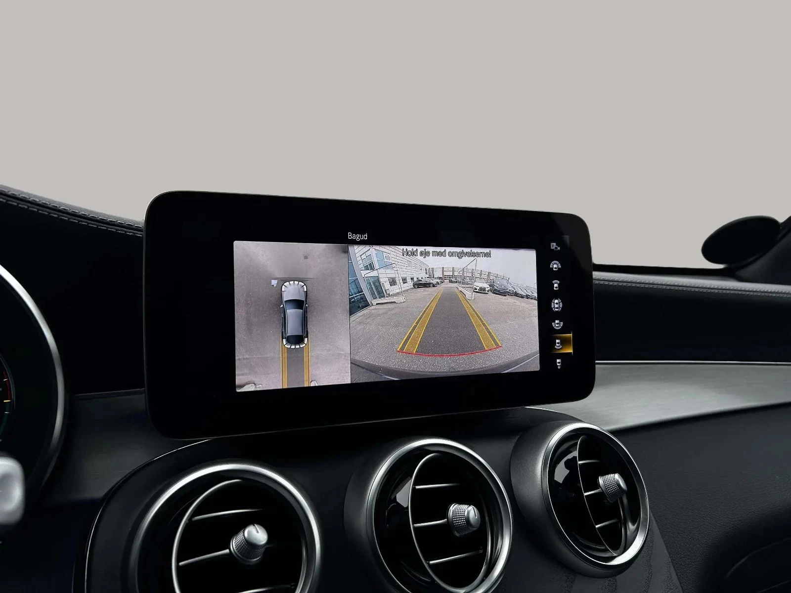 Mercedes-Benz-GLC-image-20