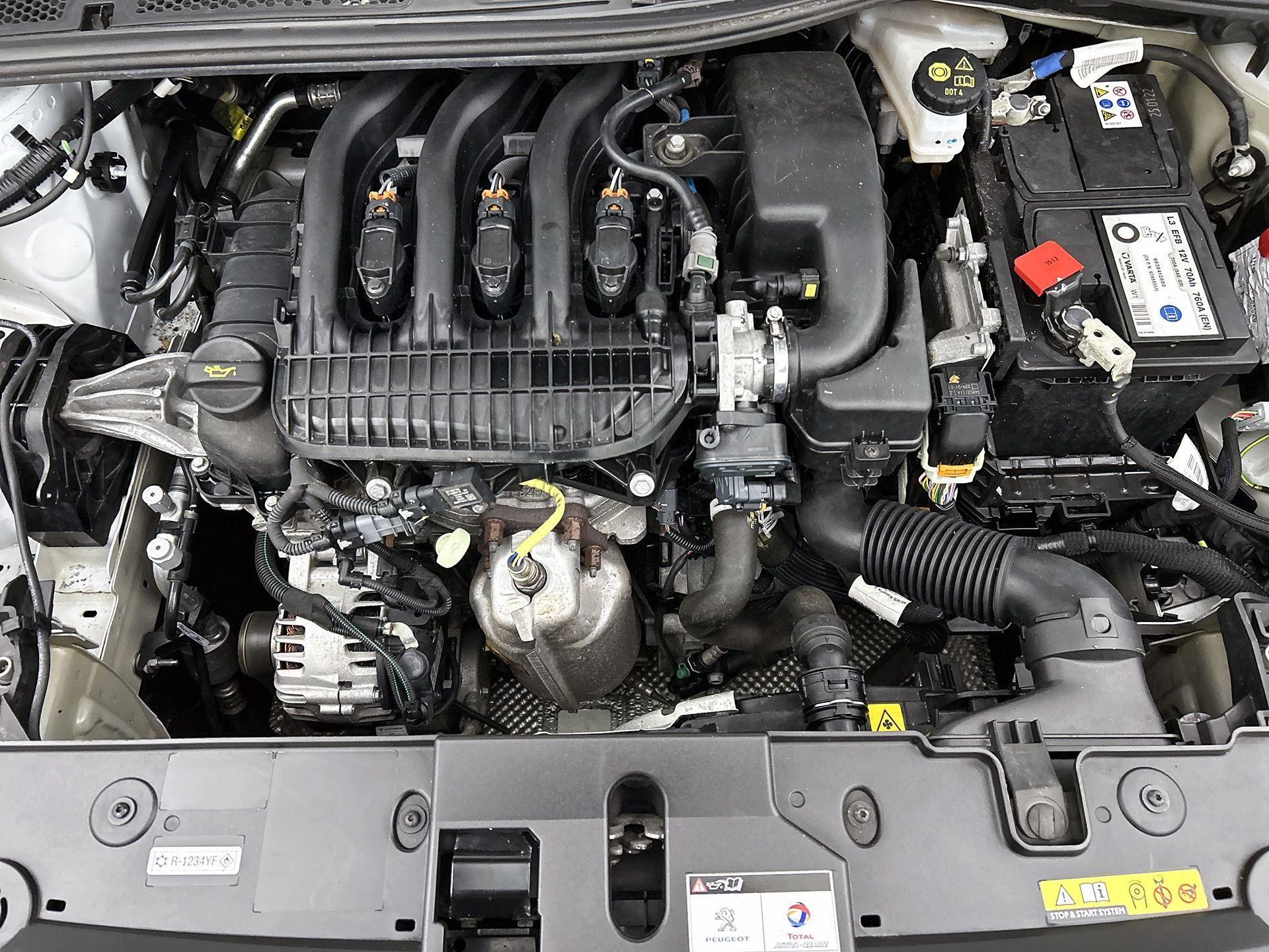 Peugeot-208-image-8