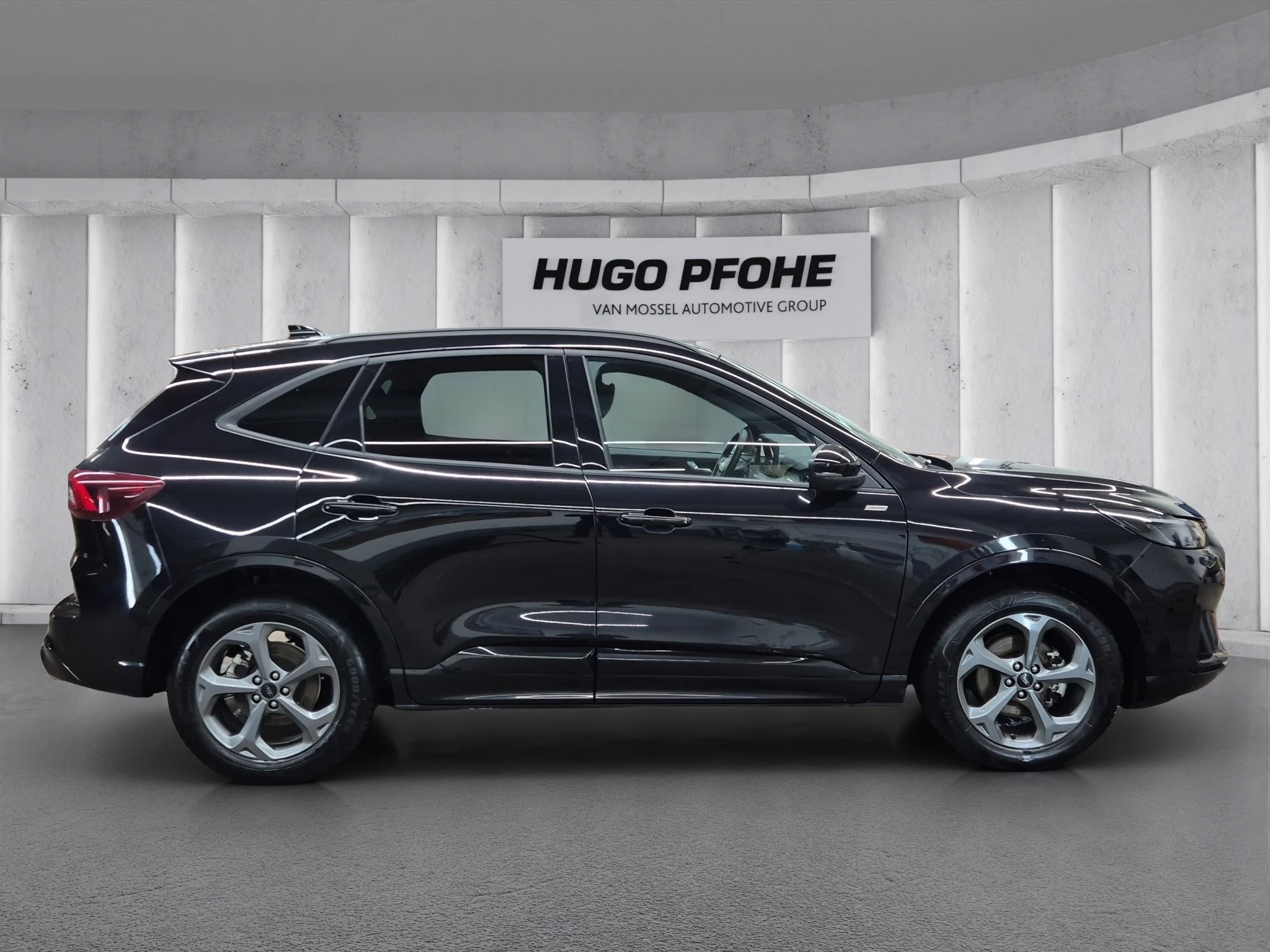 Ford Kuga ST-Line Aut.*KAM*LED-MATRIX*NAVI*GRA*WINTER-PKT.