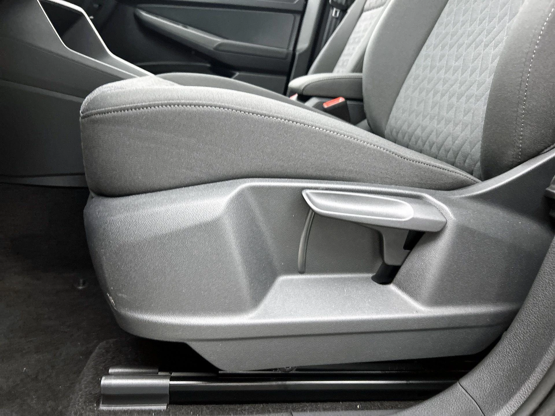 Volkswagen-Caddy-image-15