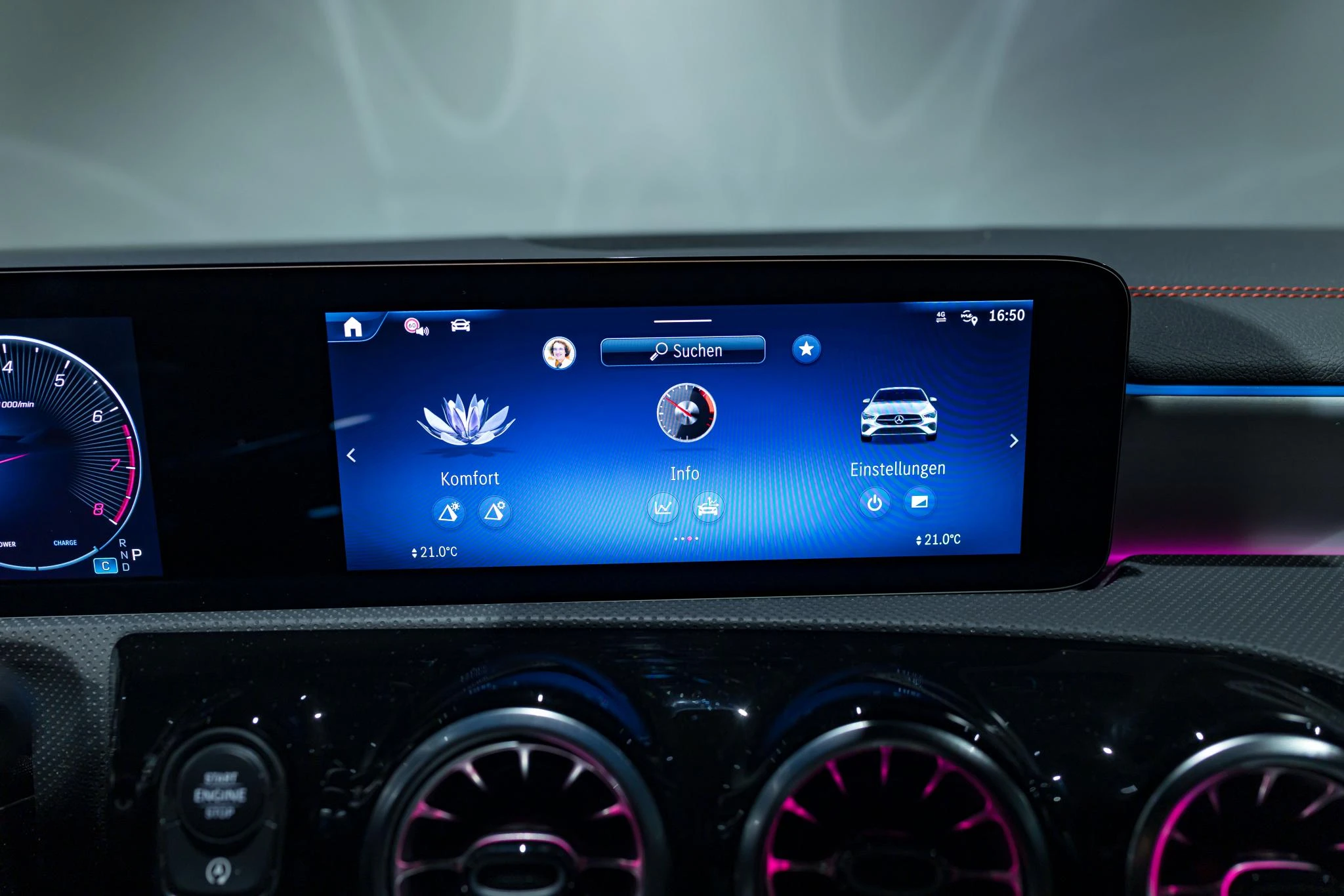 Mercedes-Benz-CLA-image-14