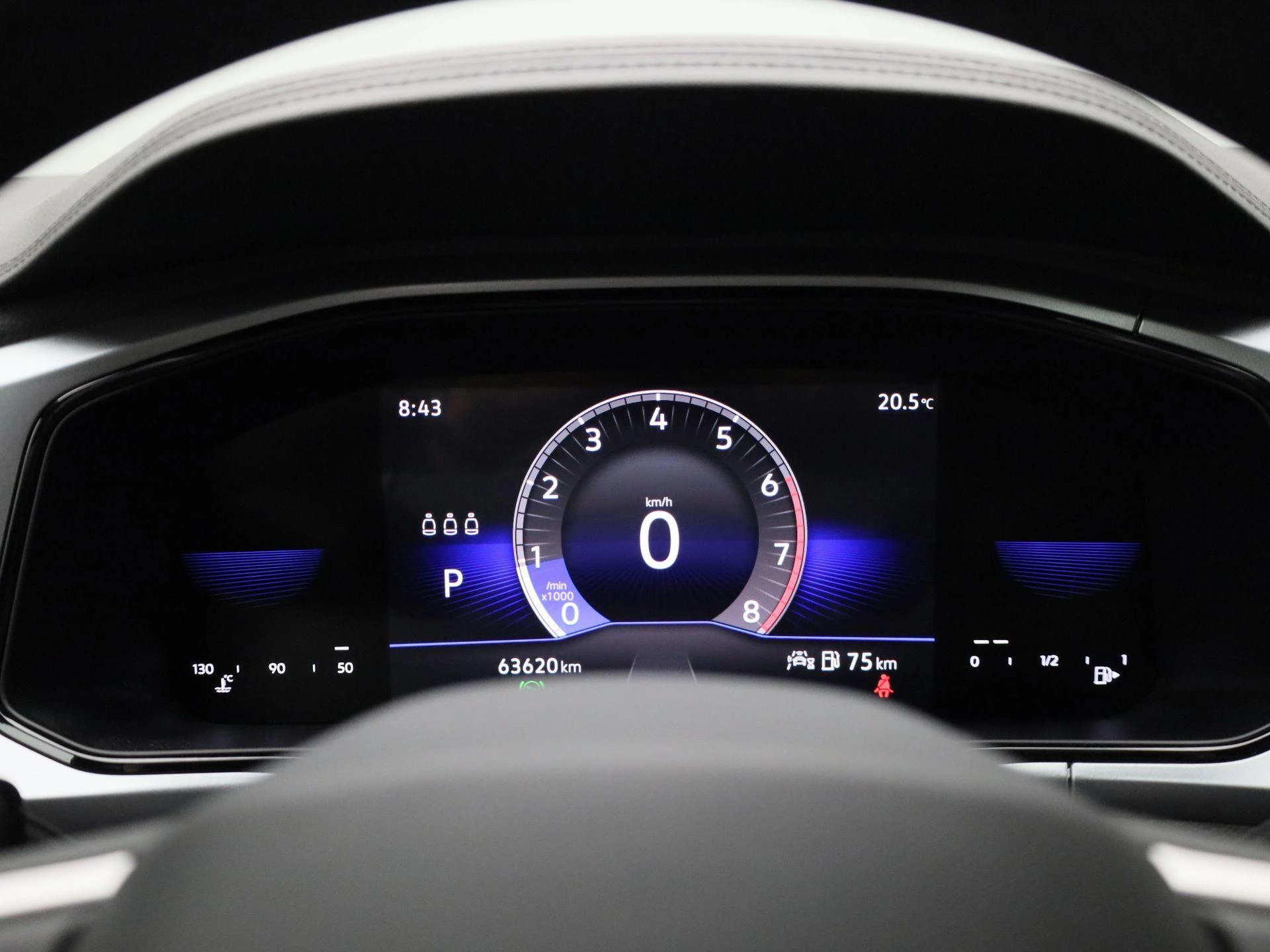 Volkswagen-T-Roc-image-15