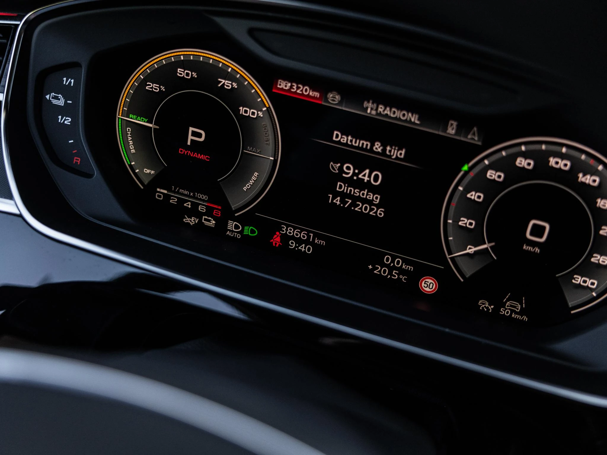 Audi A8 60 TFSI e quattro 462 PK