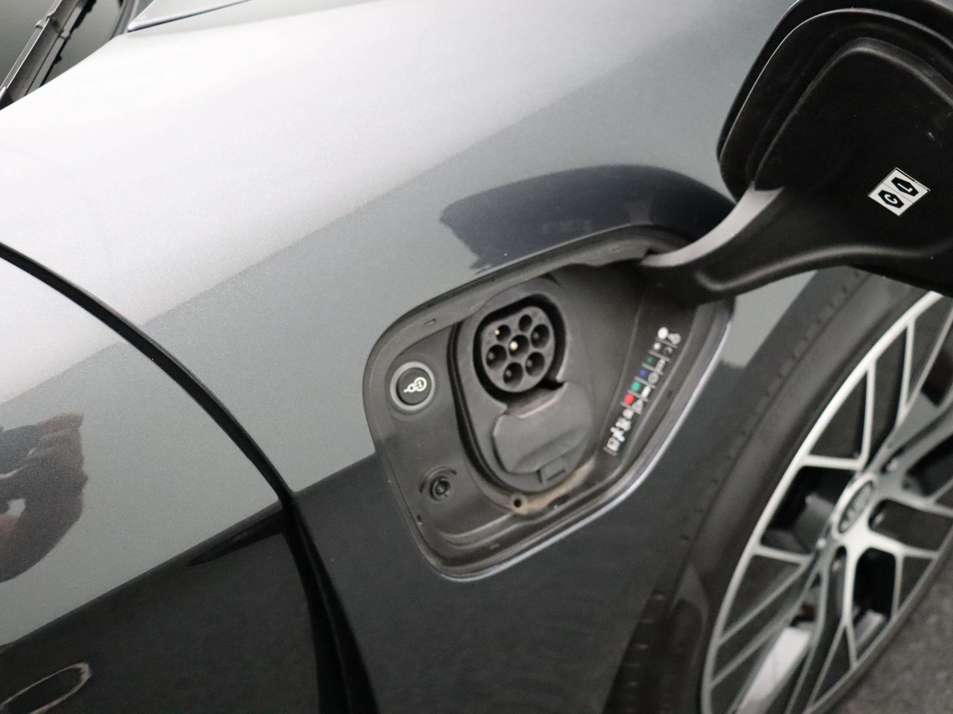 Porsche-Taycan-image-32