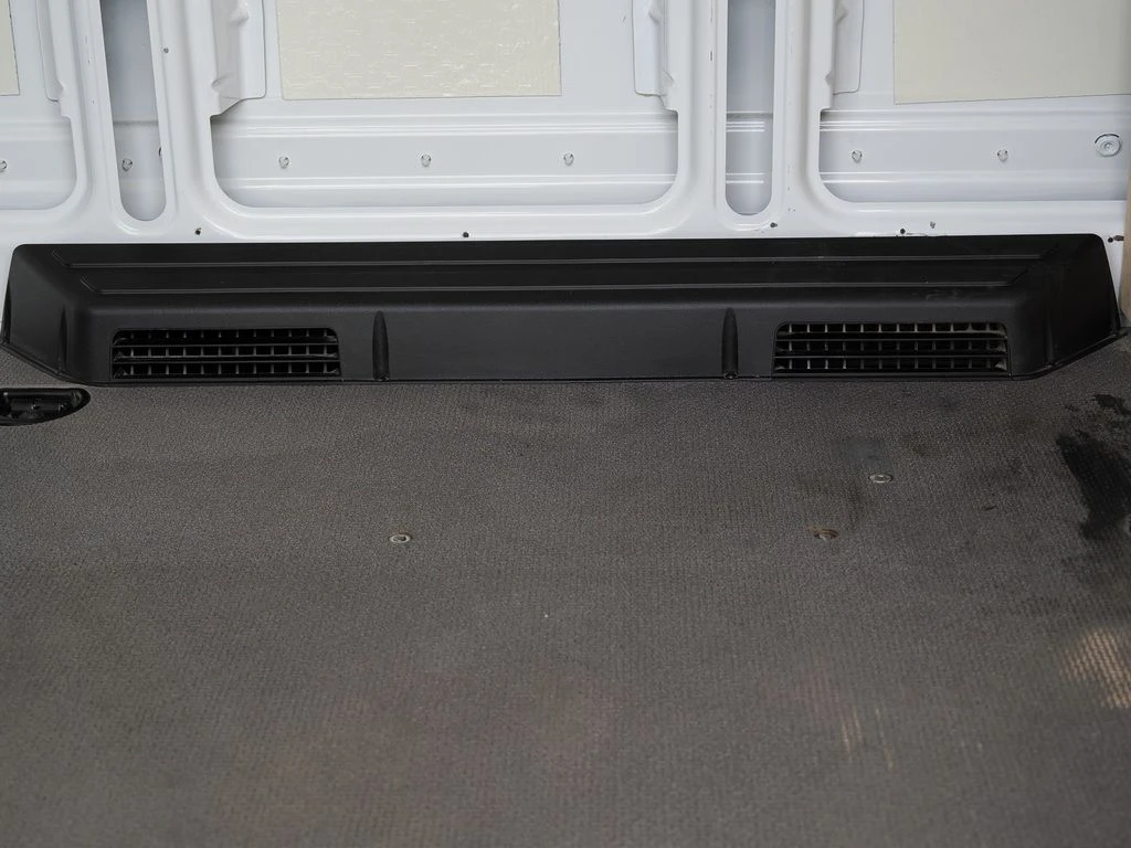 Mercedes-Benz-Sprinter 317 CDI-image-12
