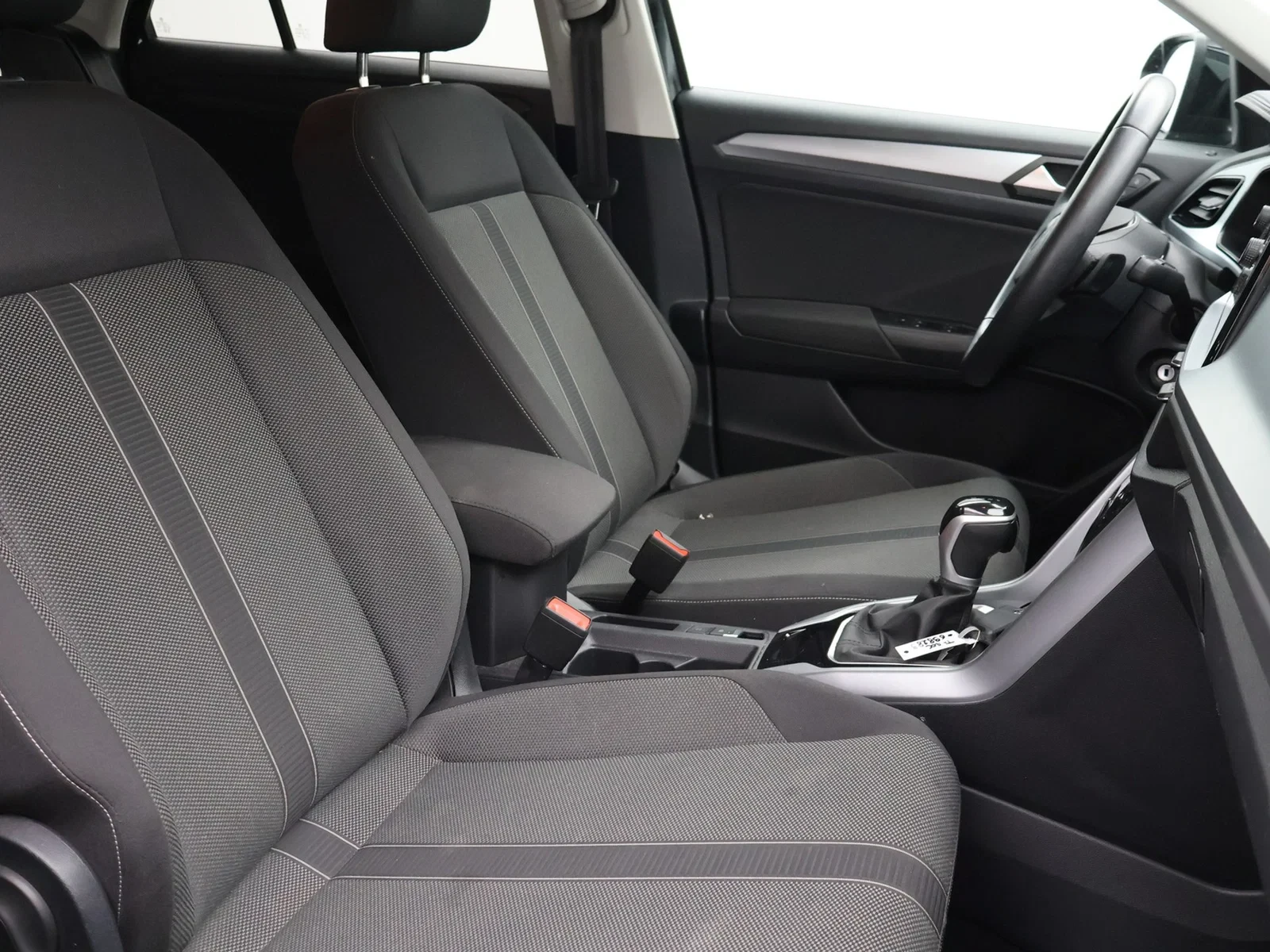 Volkswagen T-Roc T-Roc Life Business 1.5TSI 150PK *AUTOMAAT*ACC*VIRTUAL COCKPIT*CAMERA*PDC*NAVI*APP-CONNECT*...*
