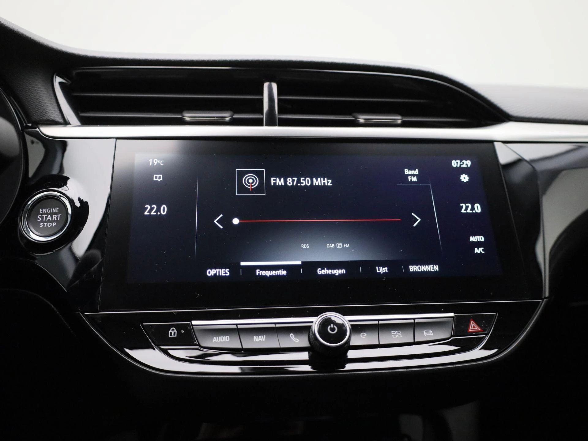 Opel-Corsa-e-image-20