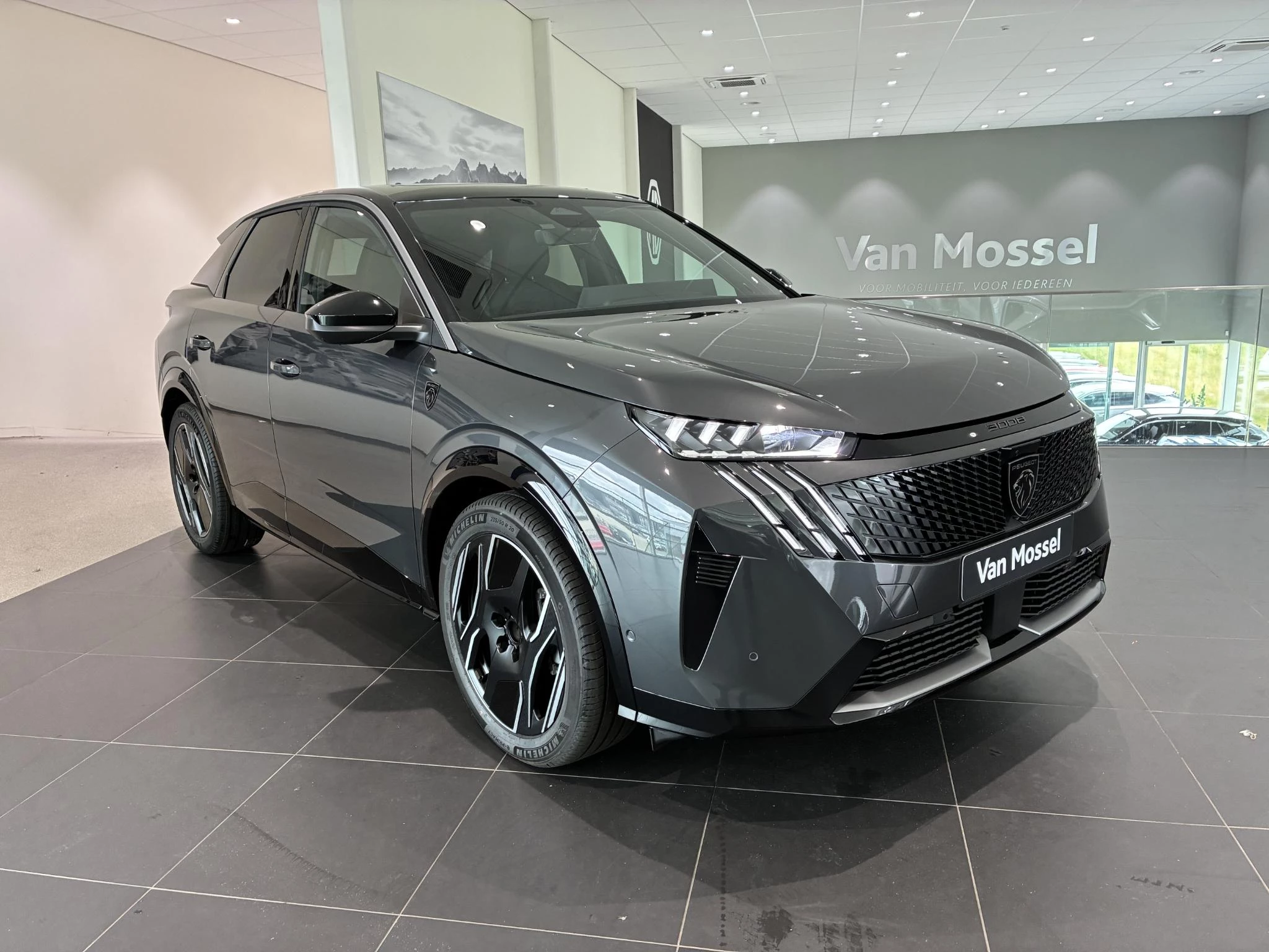 Peugeot-e-3008-image-14