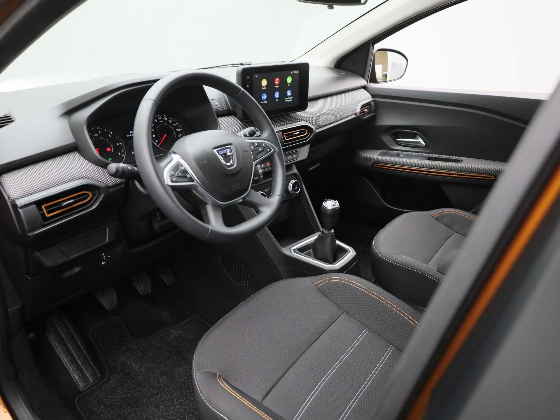 Dacia-Sandero Stepway-image-14