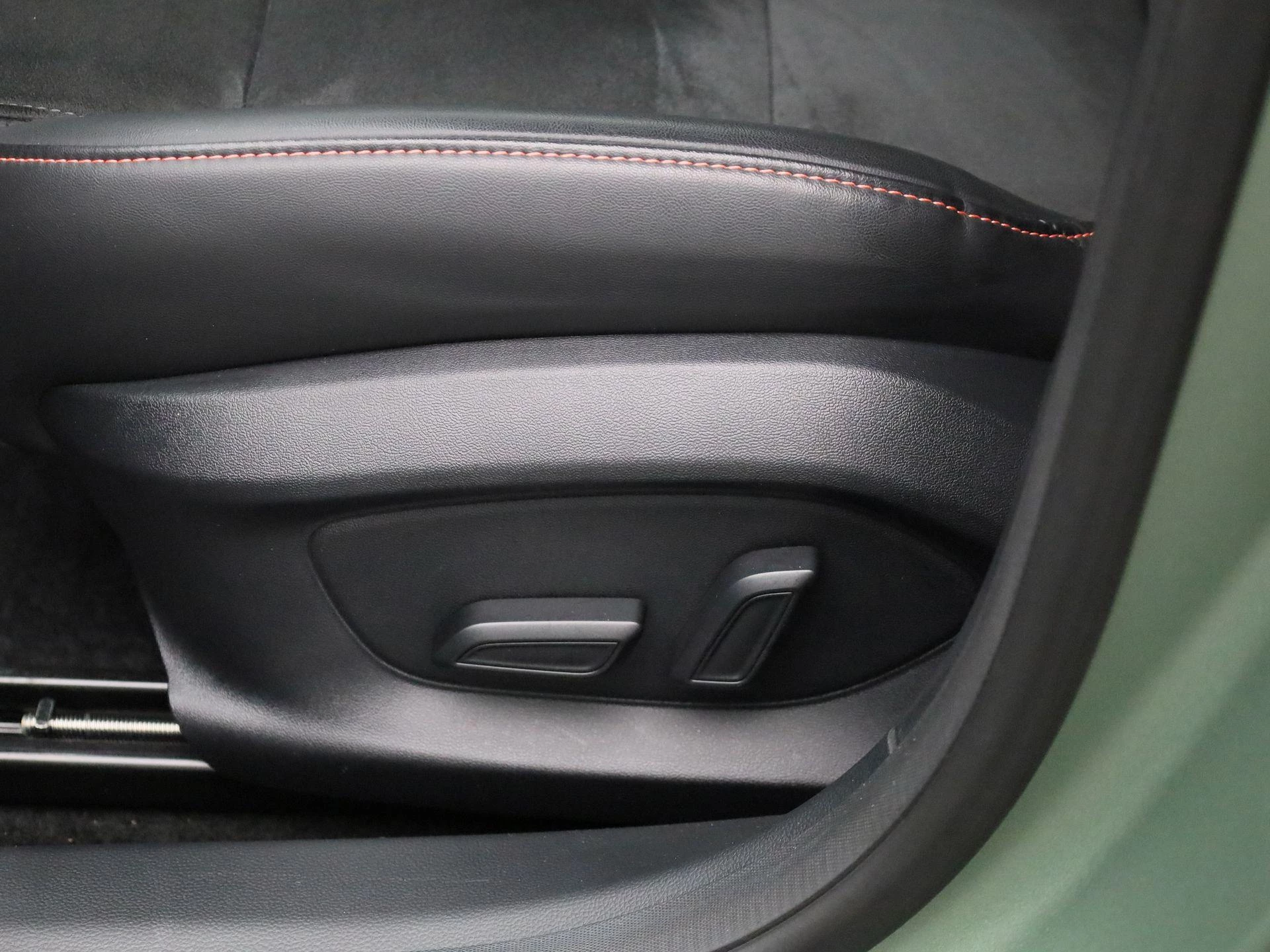 MG MG4 64 kWh Xpower