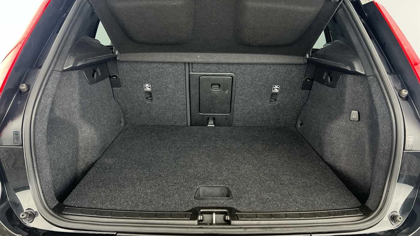 Volvo-XC40-image-4
