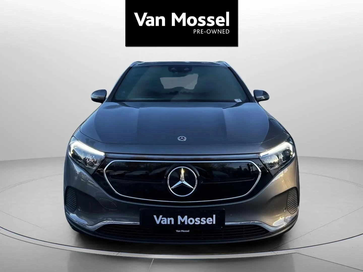 Mercedes-Benz-EQA-image-1