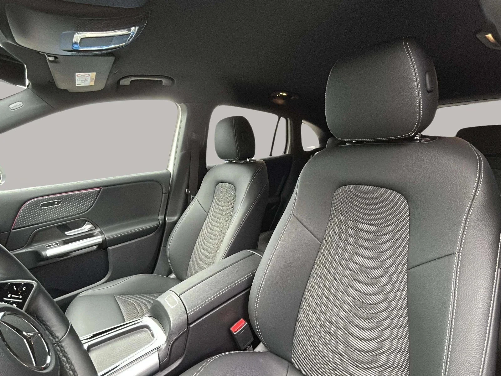 Mercedes-Benz-EQA-image-14