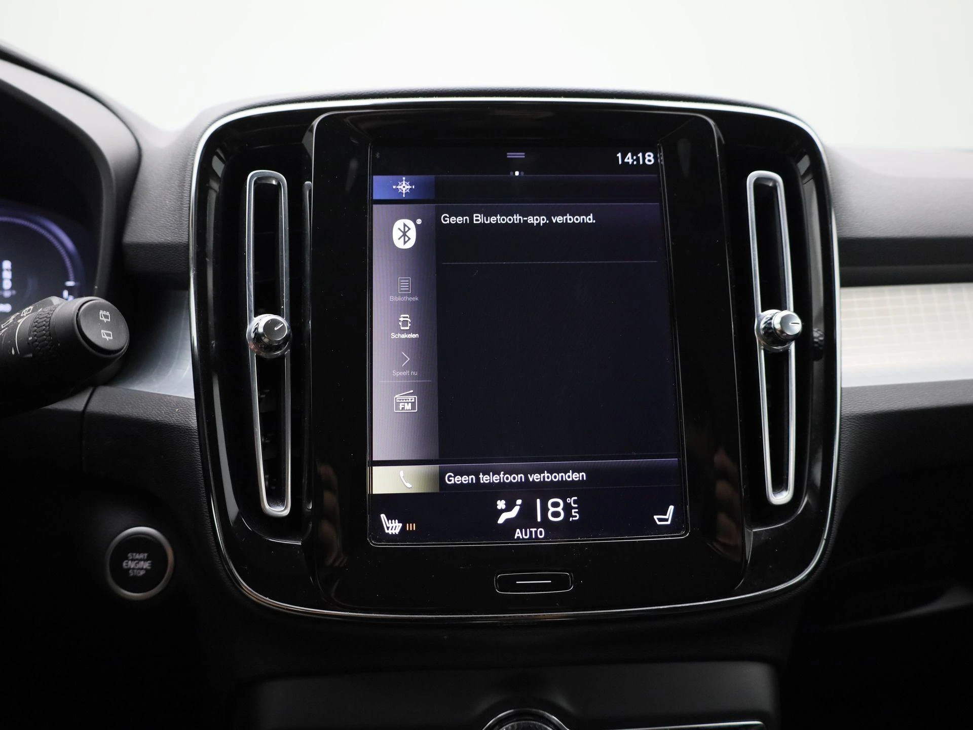 Volvo-XC40-image-23
