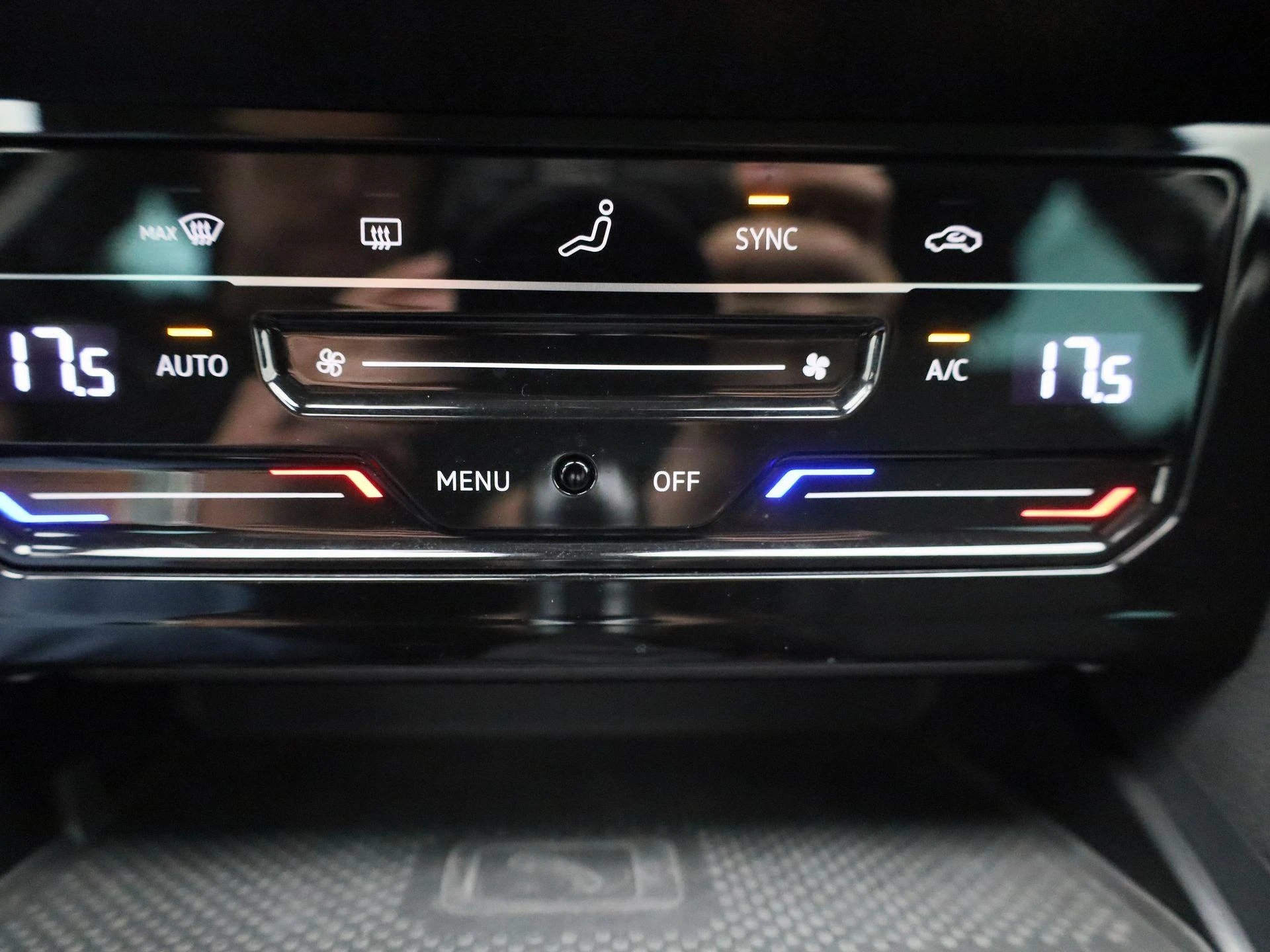 Volkswagen-Passat-image-24