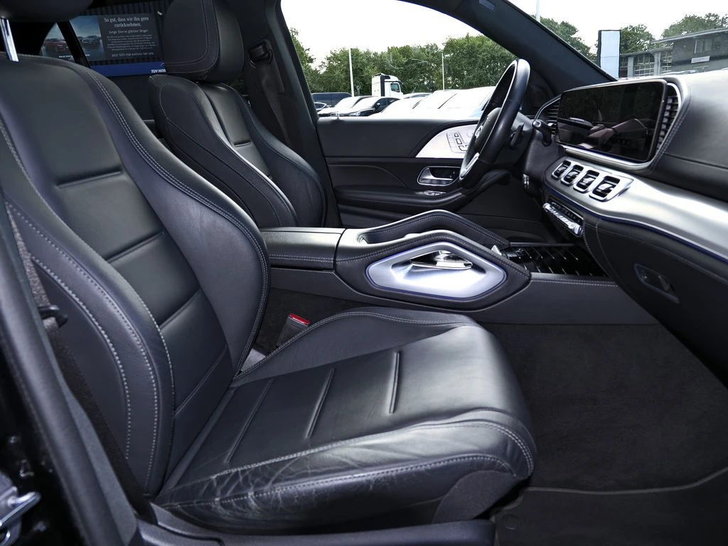 Mercedes-Benz-GLE 350 d-image-12