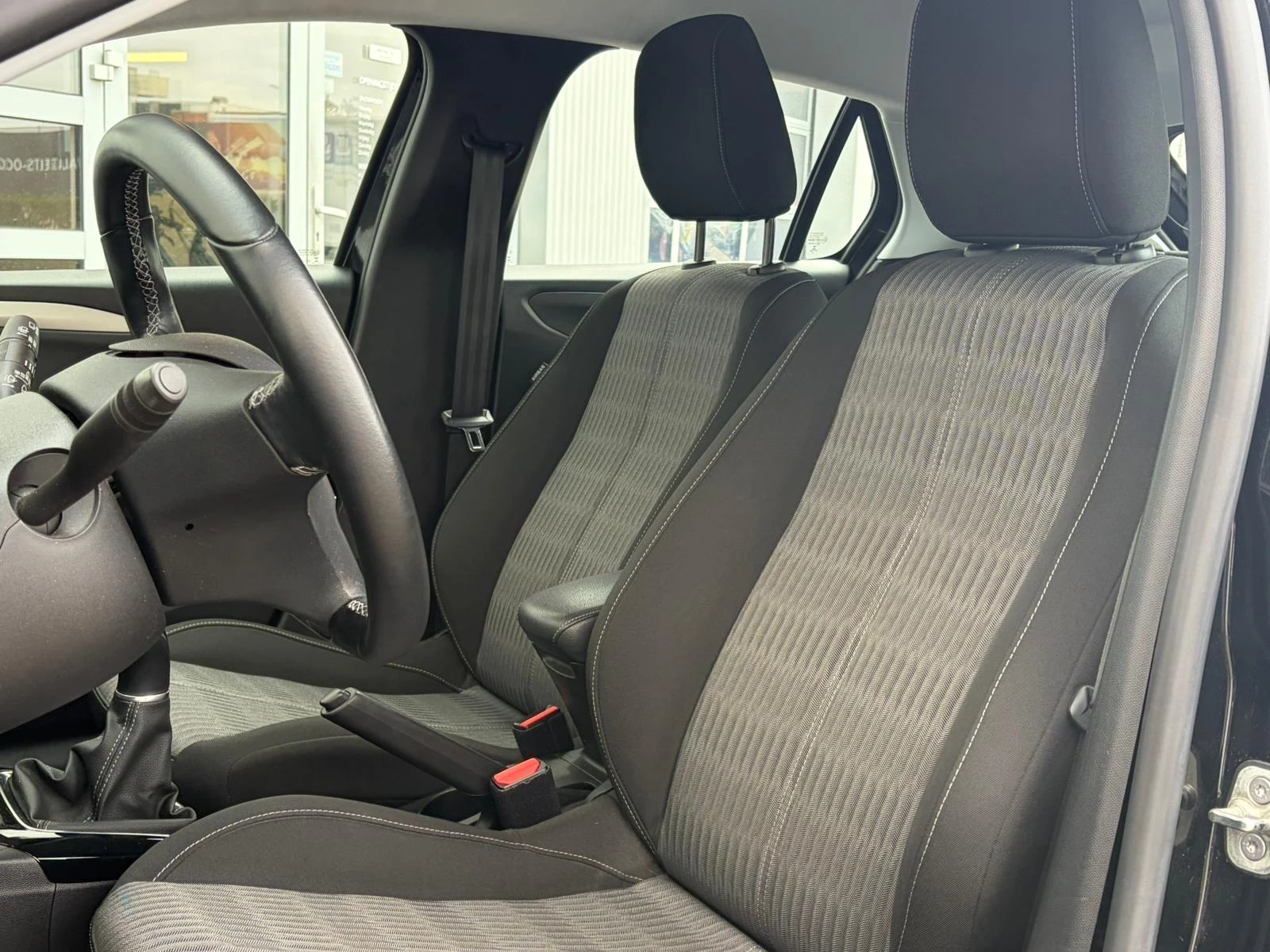 Opel Corsa 1.2 Edition