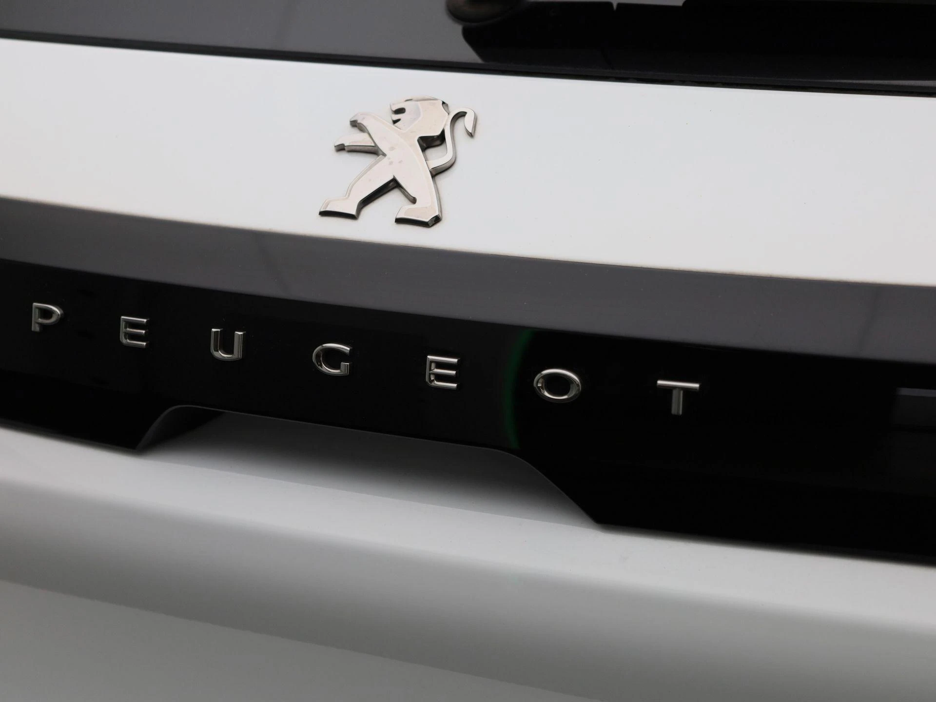 Peugeot e-208 EV Active Pack 50 kWh