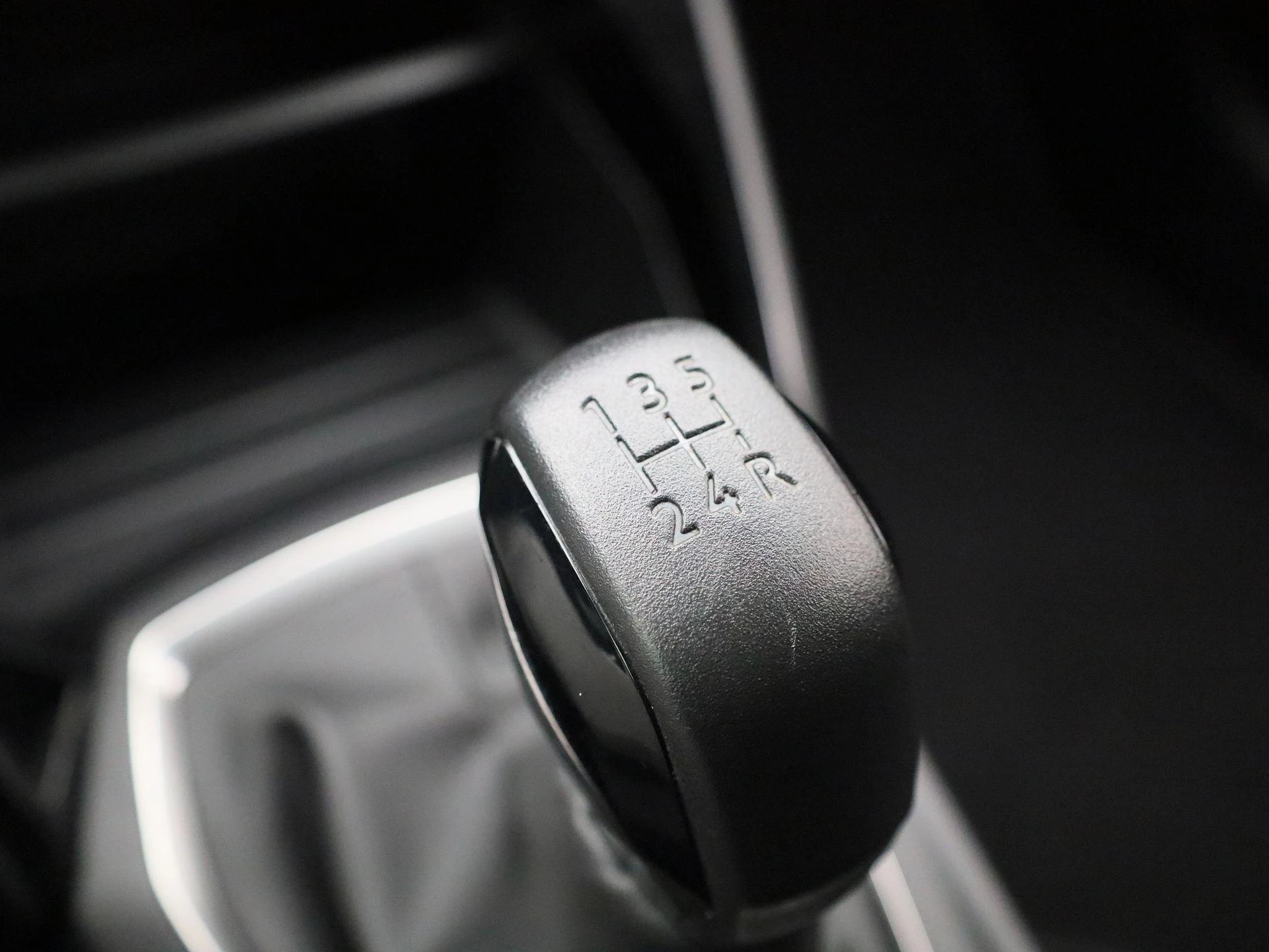 Peugeot-208-image-29