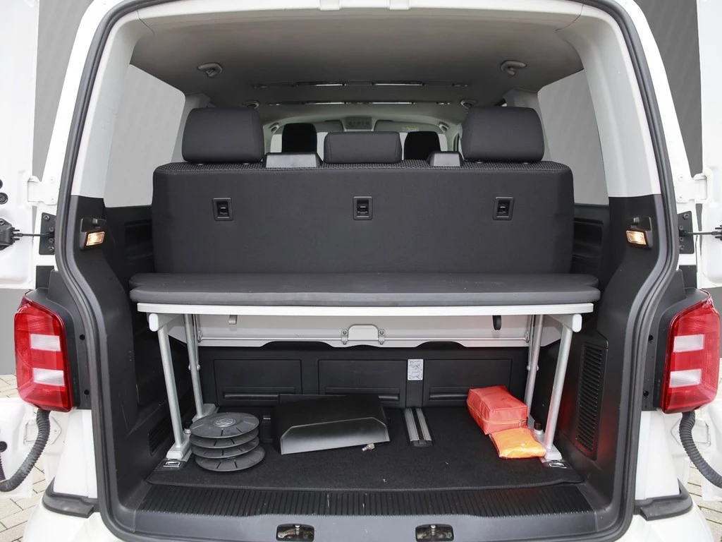 Volkswagen Multivan T6 Trendline 2.0 TDI 4Mo AHK/Klima