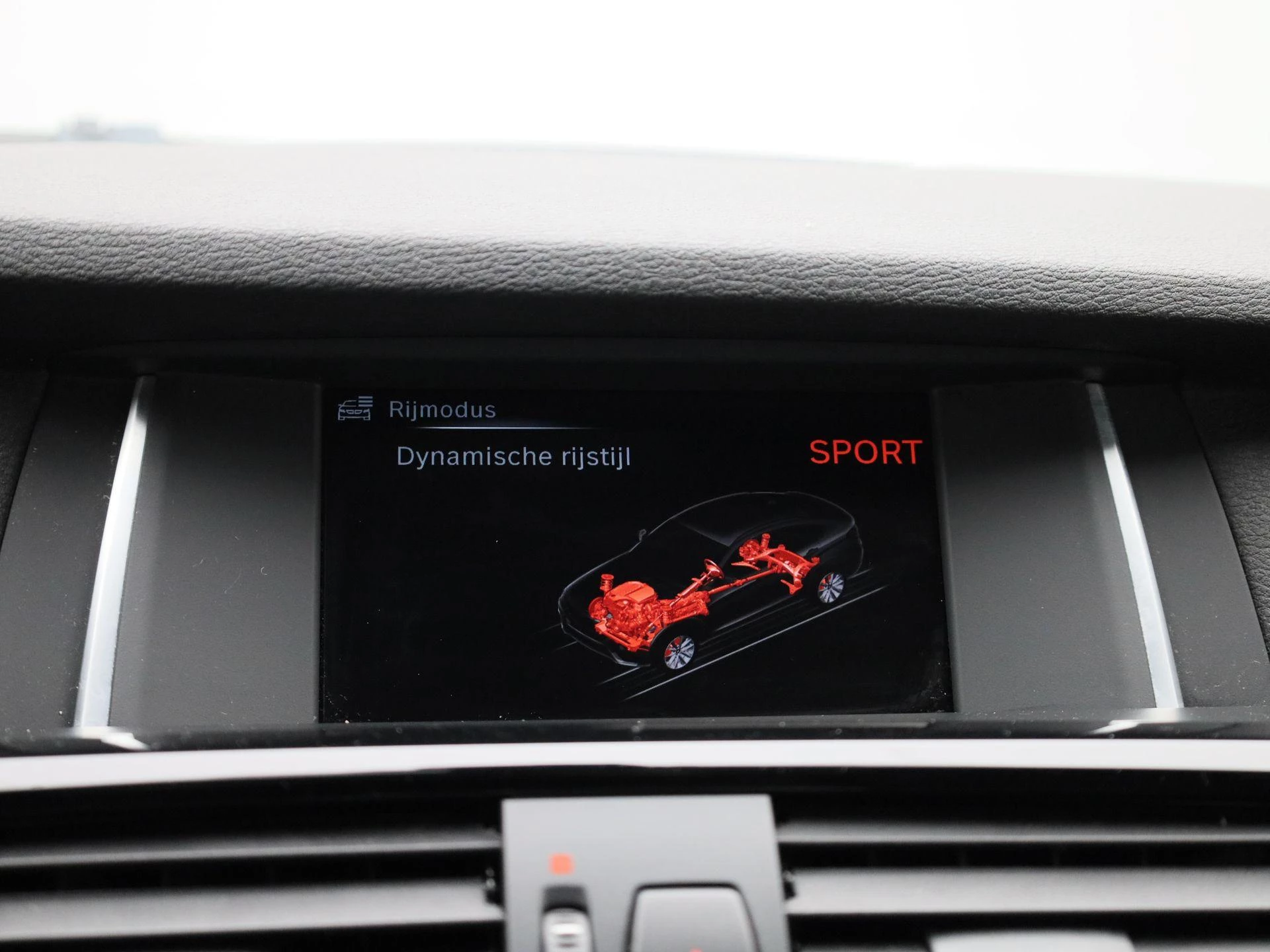 BMW-X4-image-24