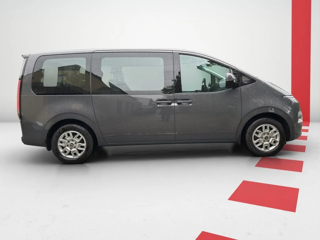 Hyundai-Staria-image-9
