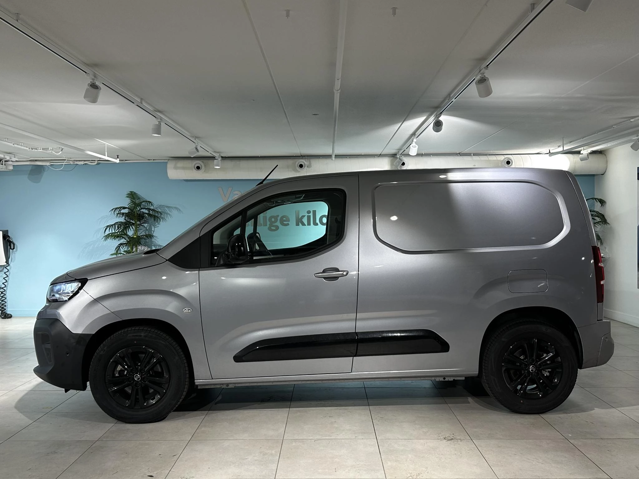 Citroën-ë-Berlingo-image-10