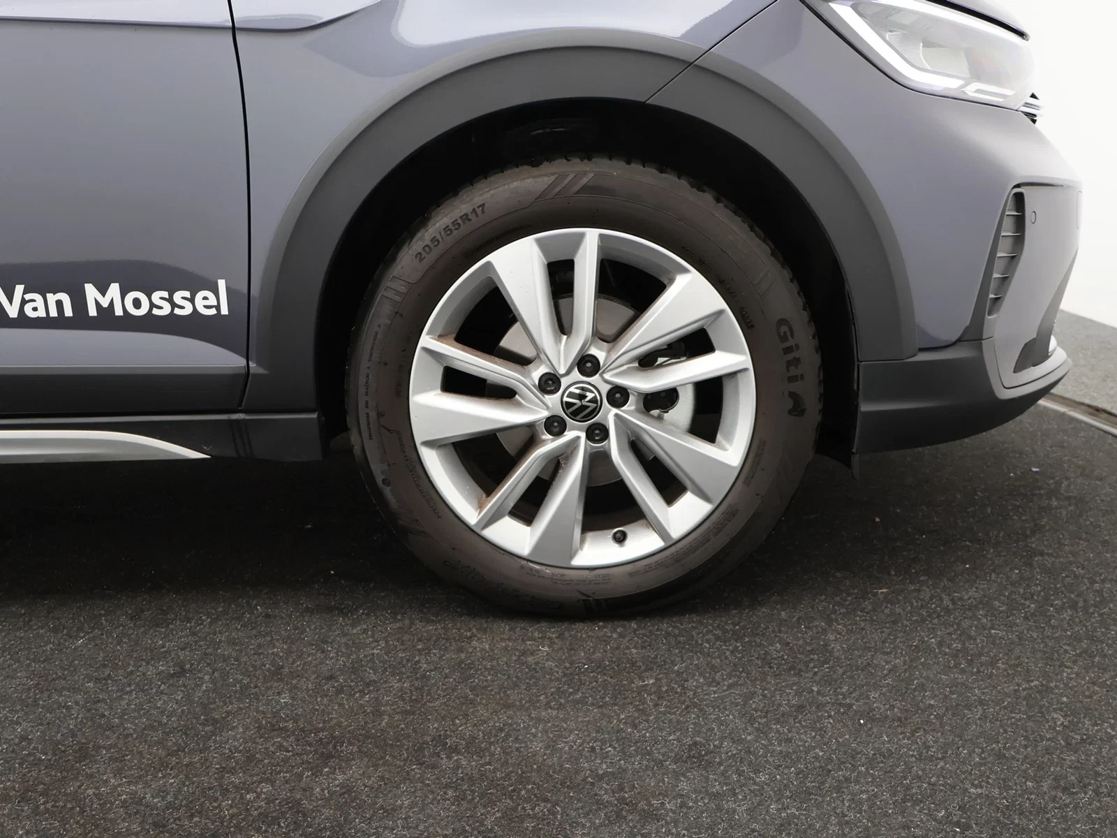 Volkswagen-Taigo-image-6