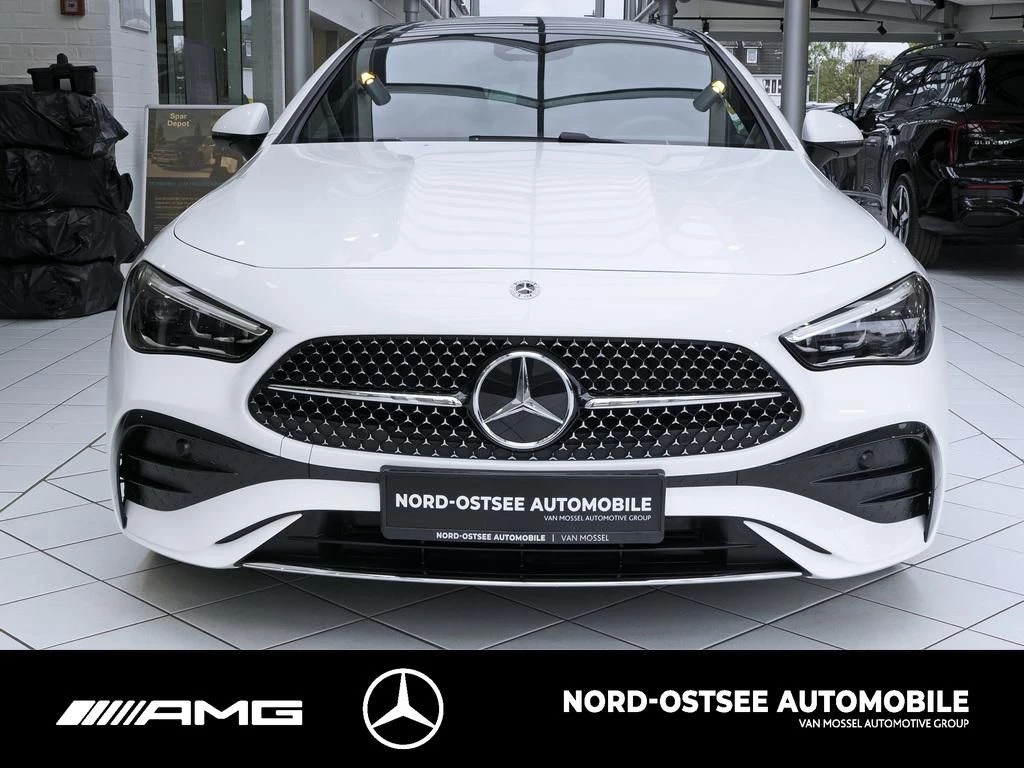 Mercedes-Benz CLE 200 AMG COUPÉ 19'' AMG PANO WINTERPAKET MEMO AMG LineC236 CLE 200 AMG COUPÉ 19'' AMG PANO WINTERPAKET ME