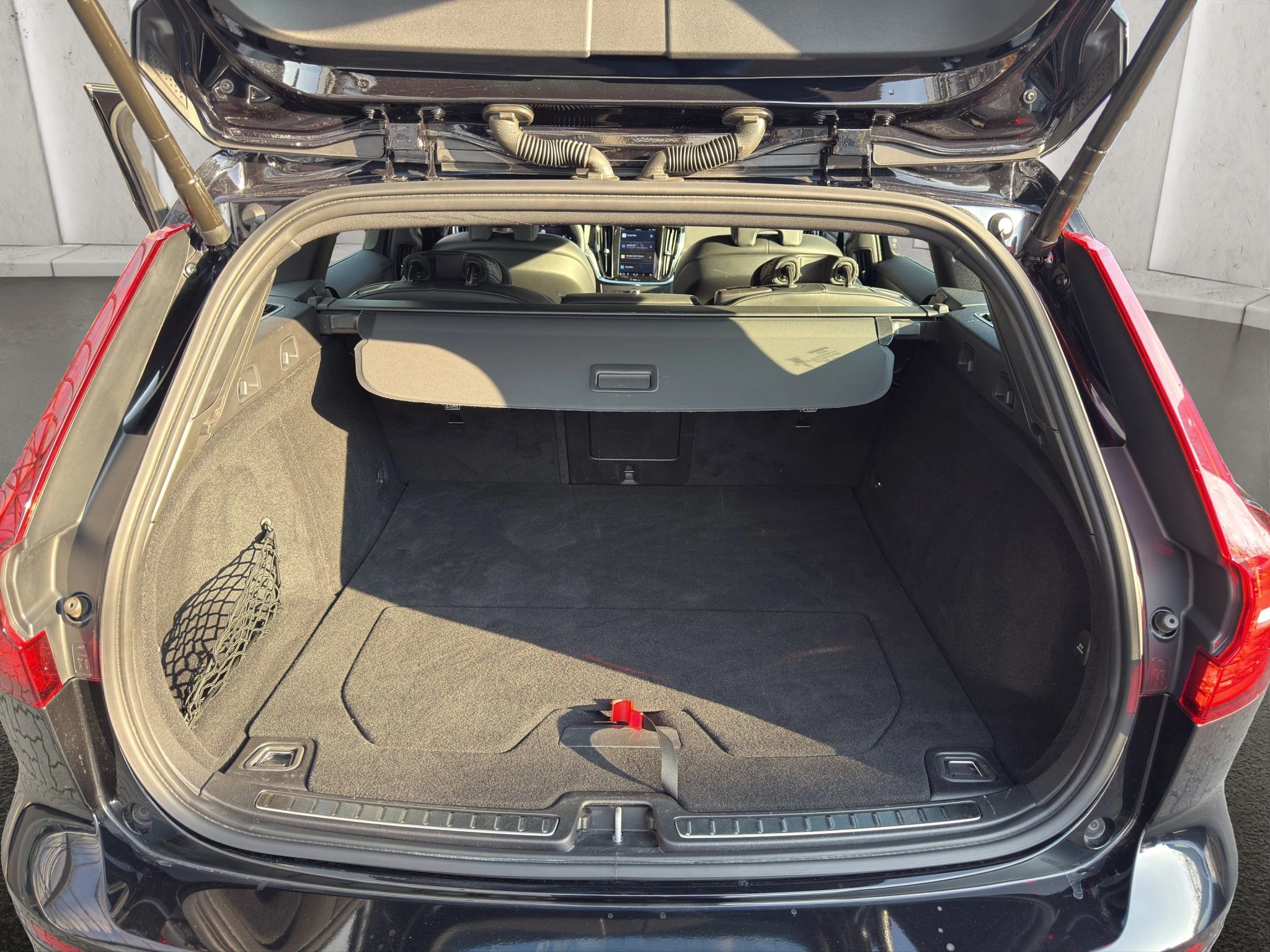 Volvo V60 B3 Plus Dark