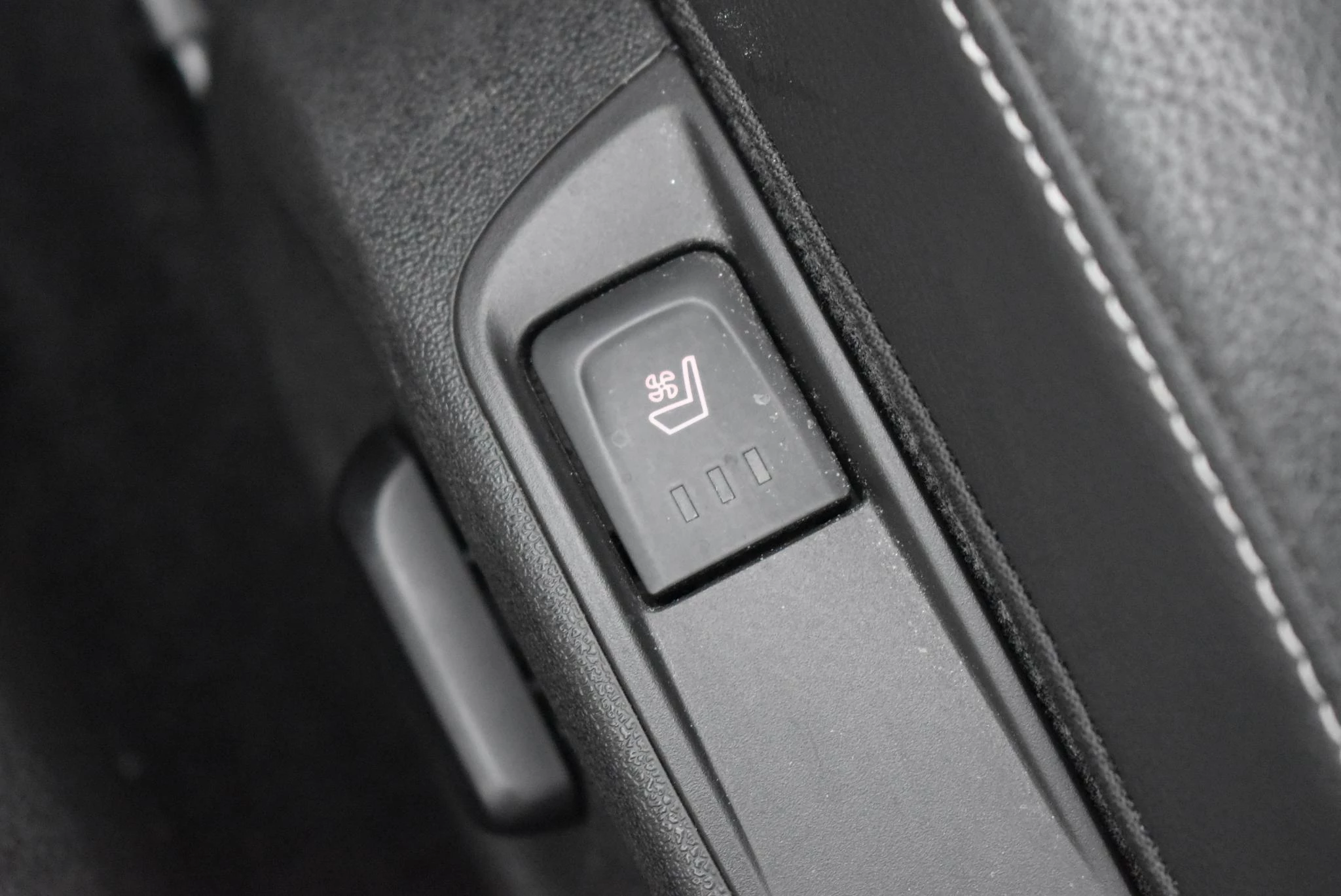 Opel-Cascada-image-15