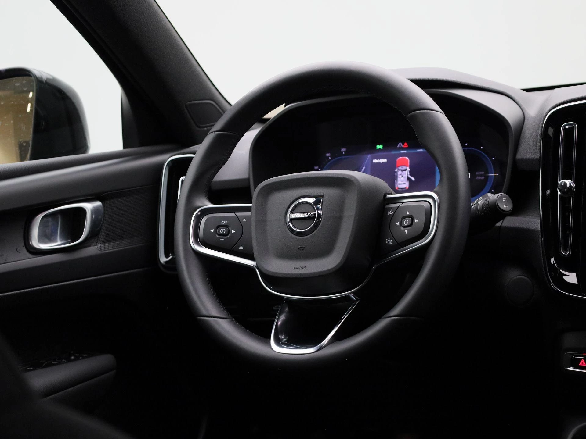 Volvo-XC40-image-37