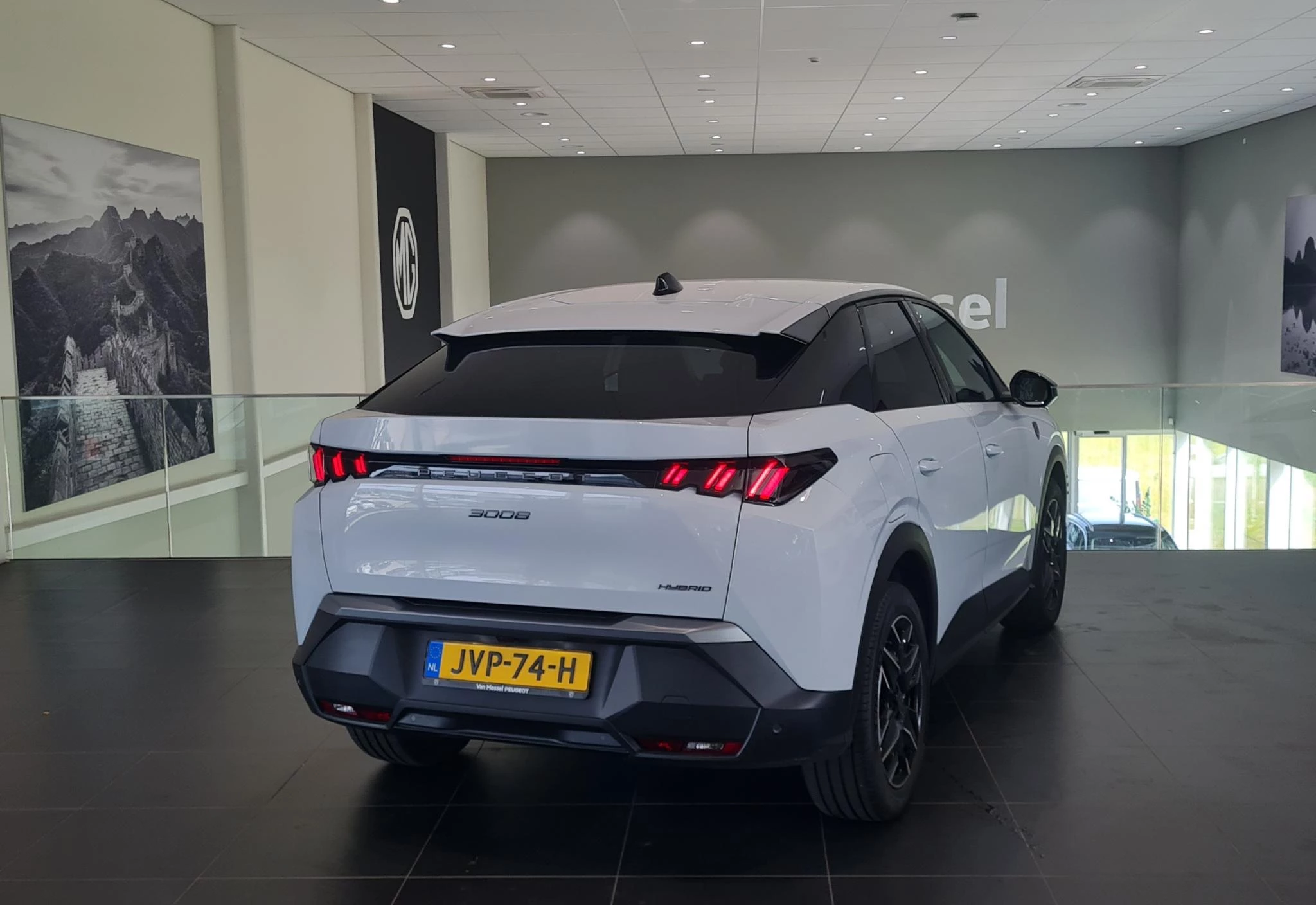 Peugeot 3008 1.2 Hybrid 136 Allure