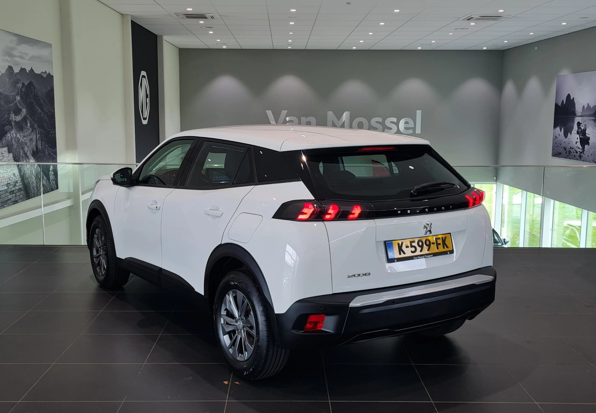 Peugeot-2008-image-6