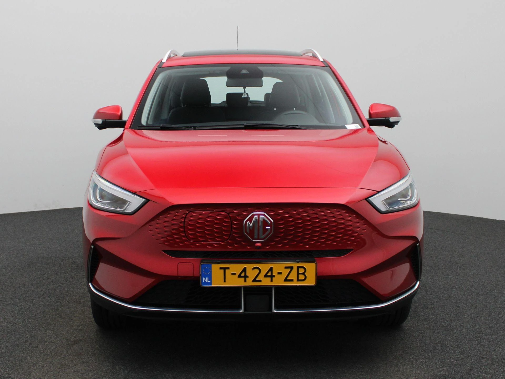 MG-ZS EV-image-2