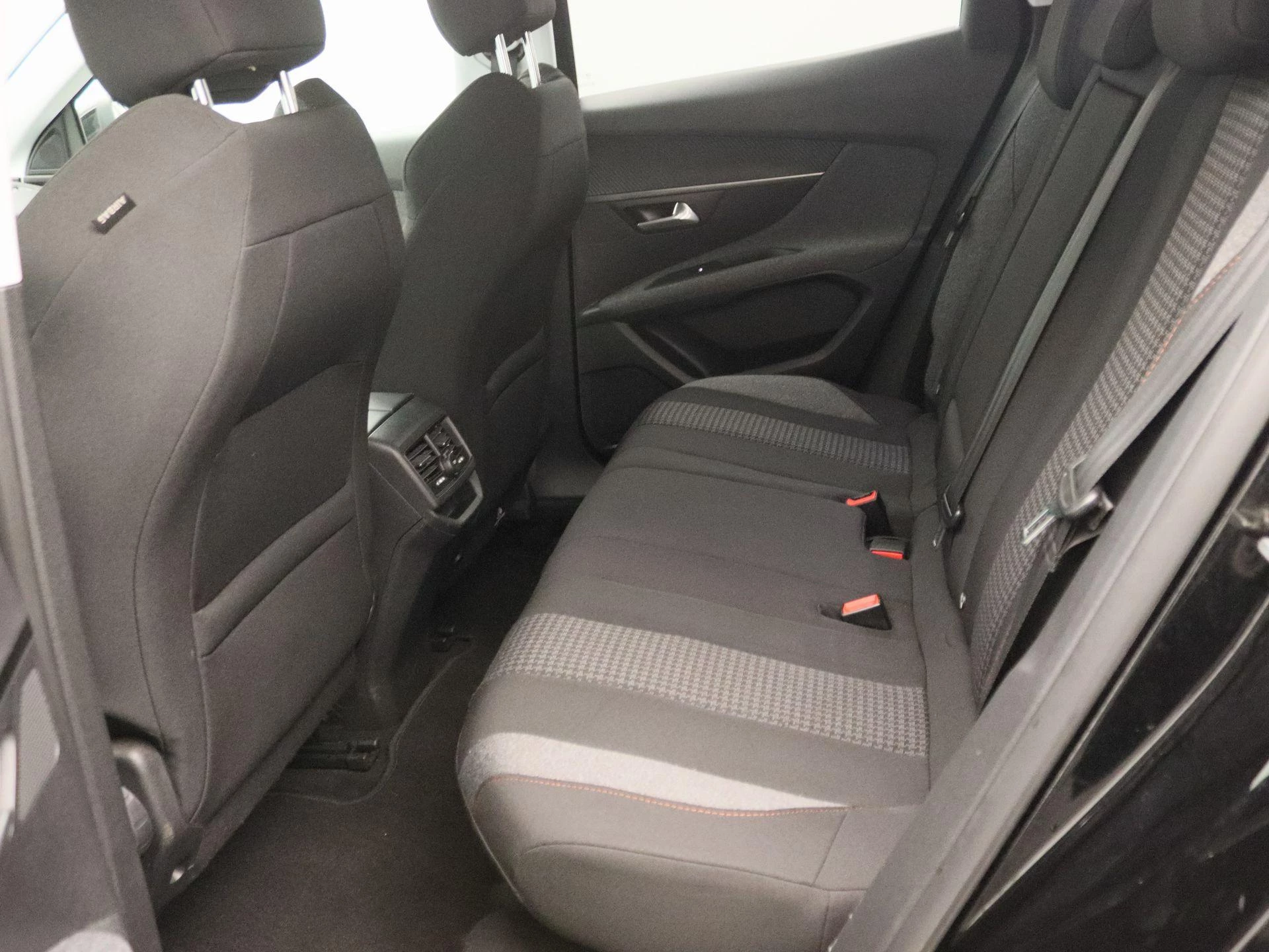 Peugeot-3008-image-13