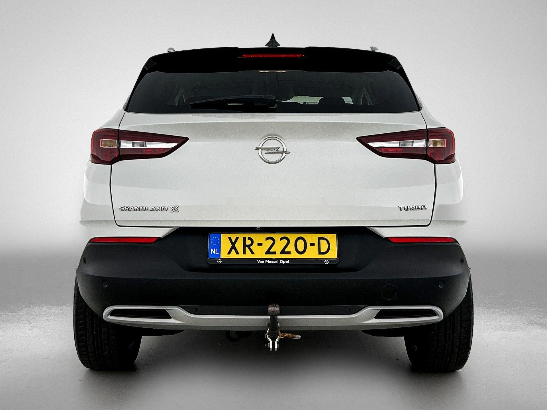 Opel-Grandland X-image-2