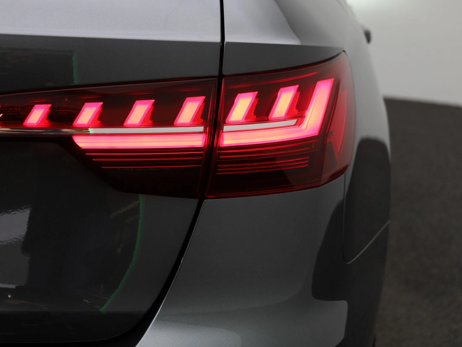 Audi-A4-image-43