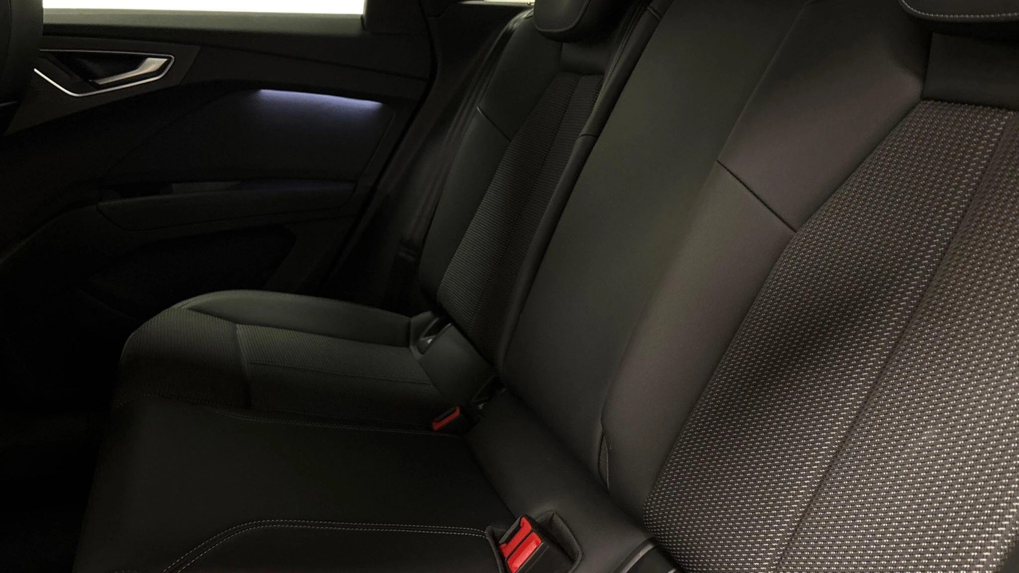 Audi-Q4 e-tron-image-34