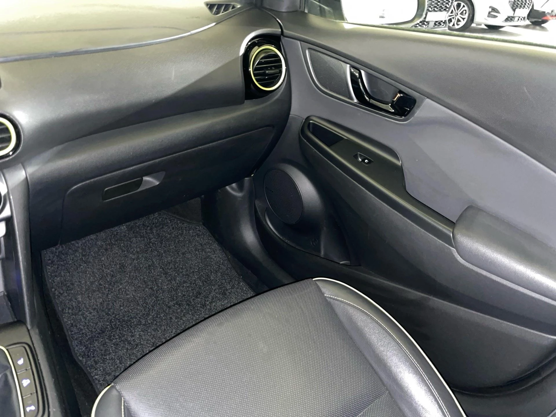 Hyundai-Kona-image-8