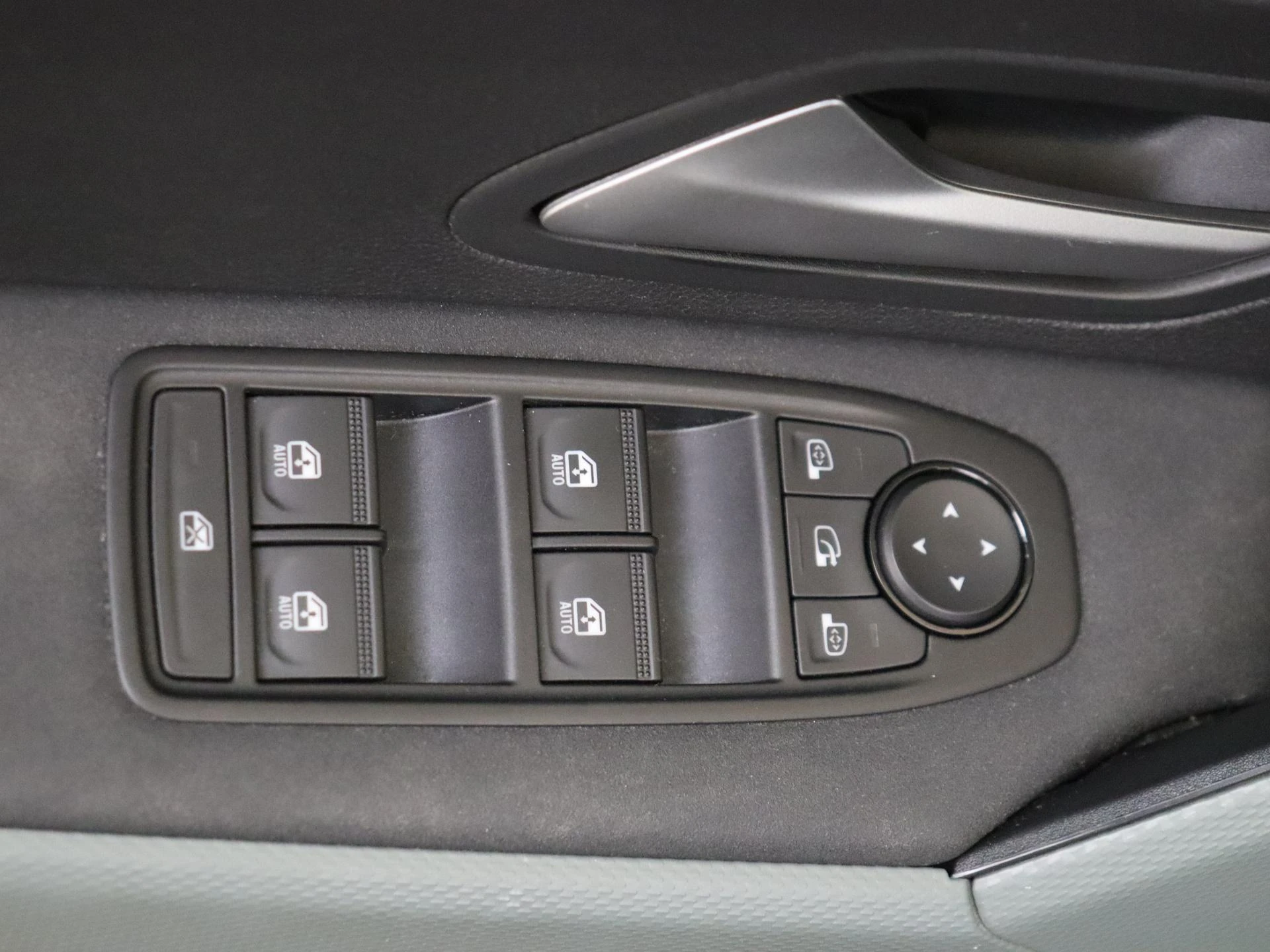 Dacia-Duster-image-24
