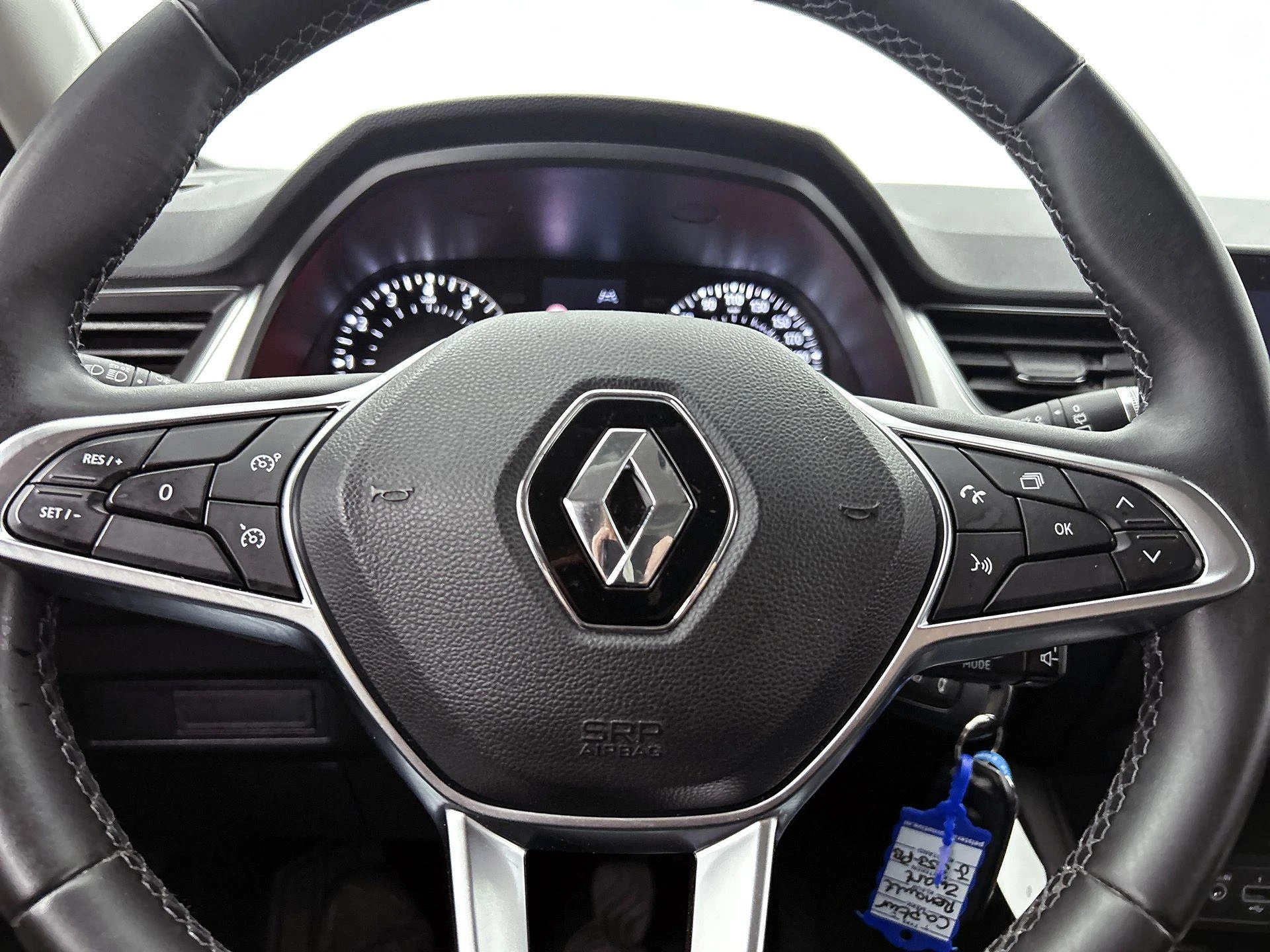Renault-Captur-image-32