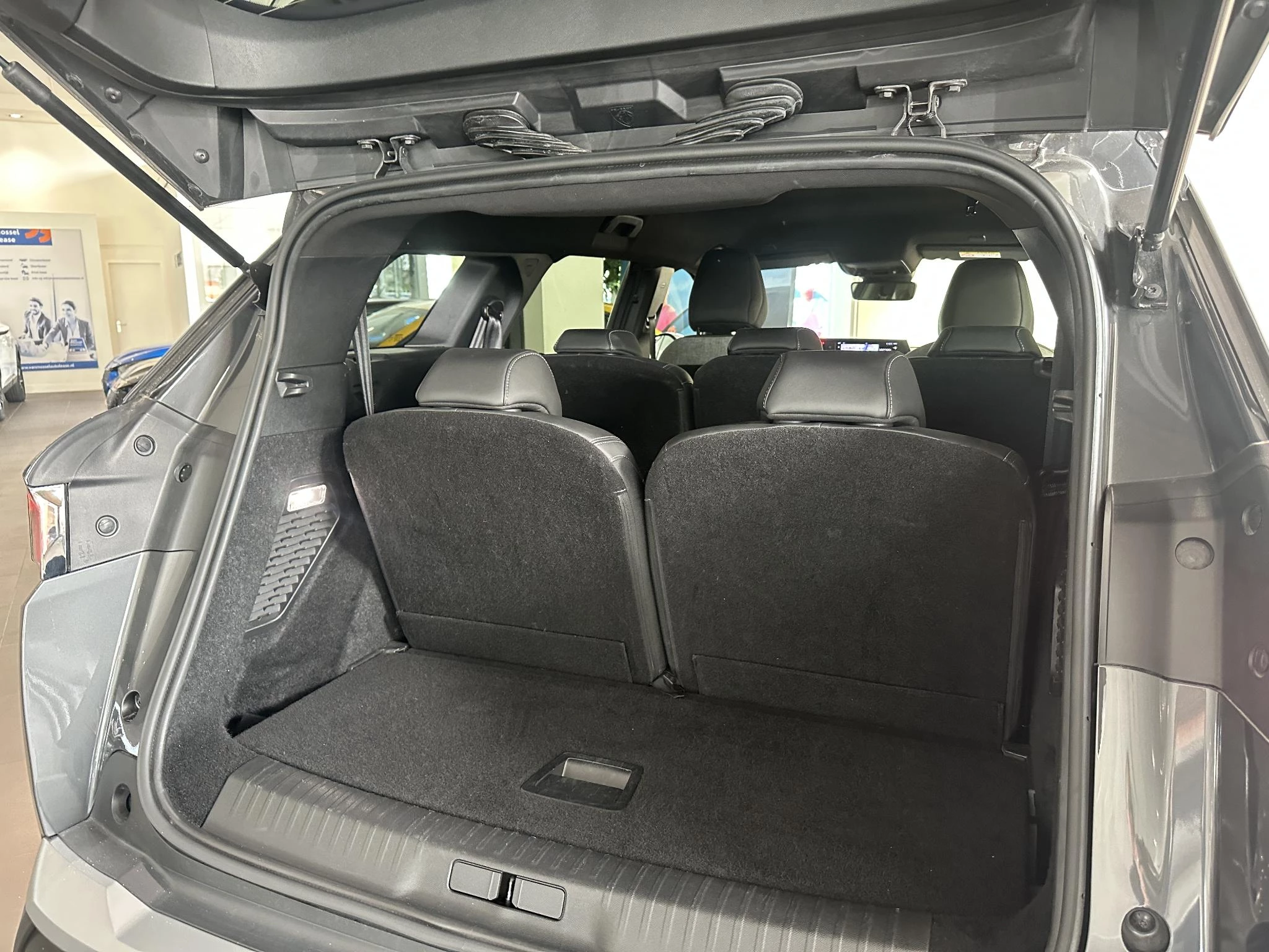 Peugeot-5008-image-10