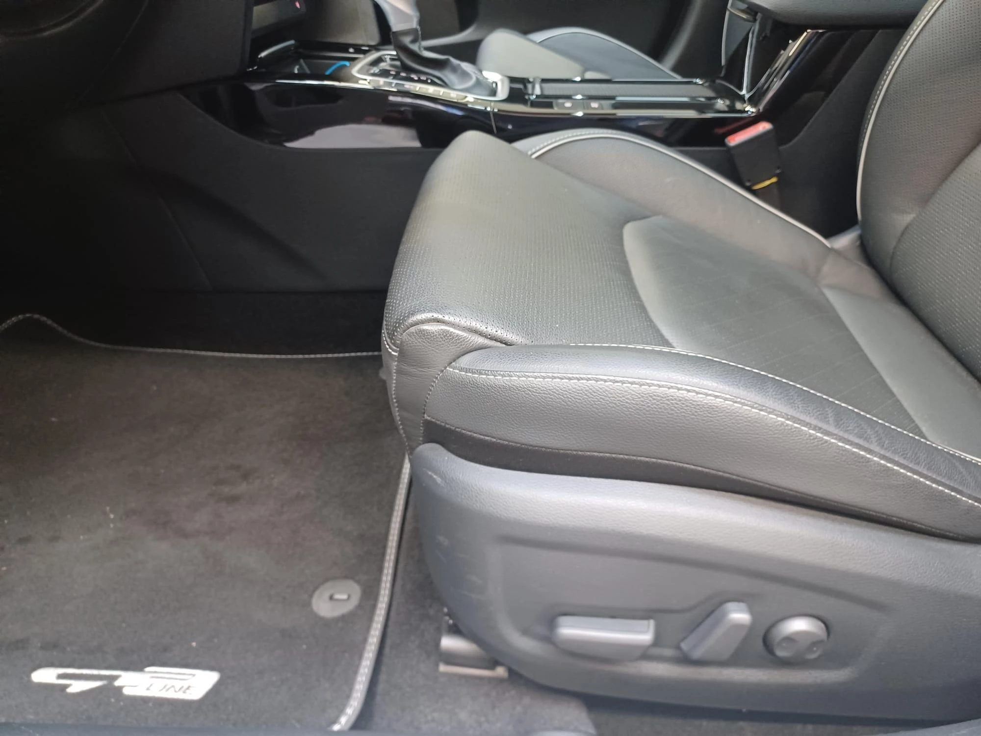 Kia-ProCeed-image-14