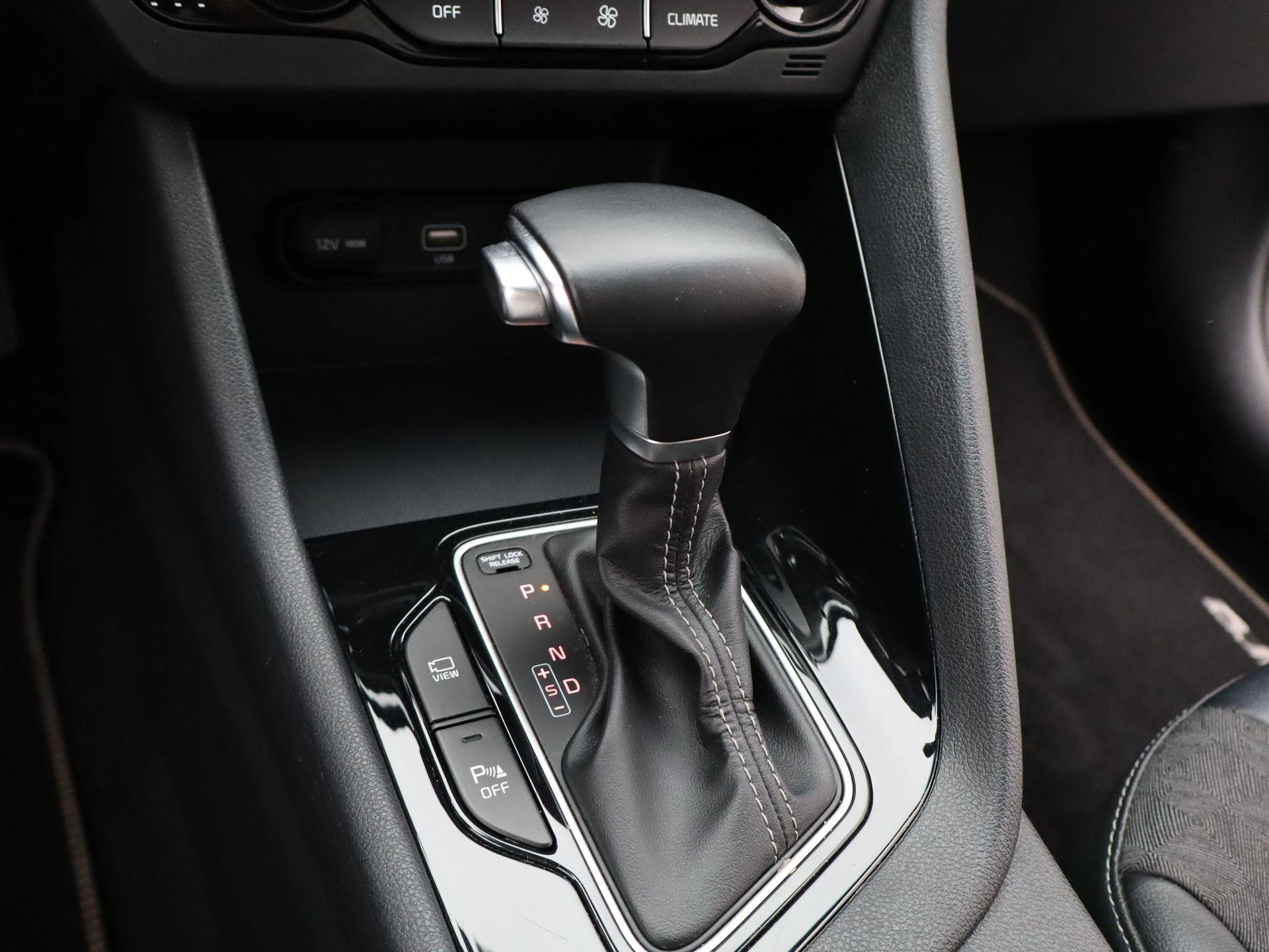 Kia-Niro-image-16